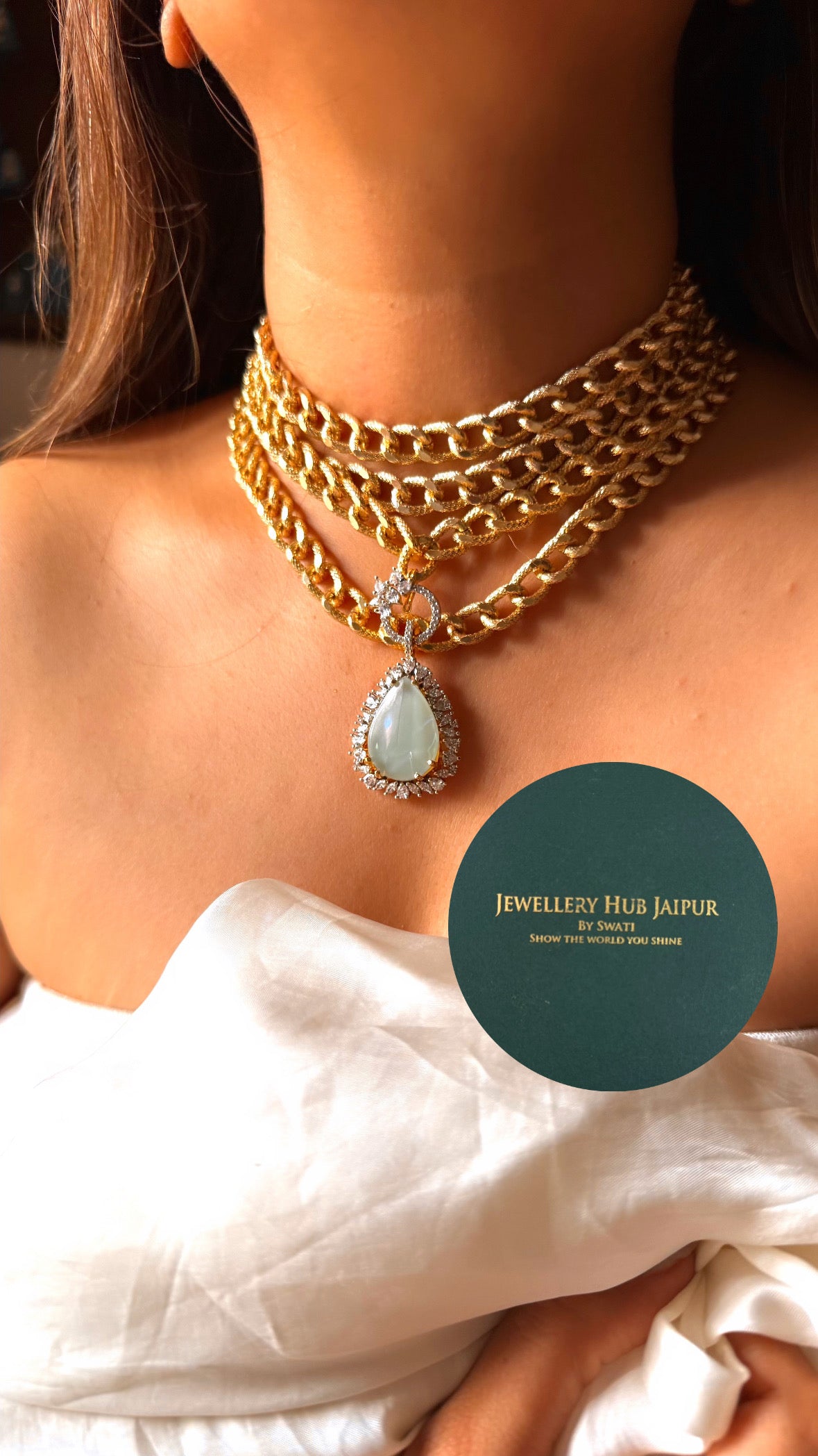 Mother of pearl doublet with chain choker