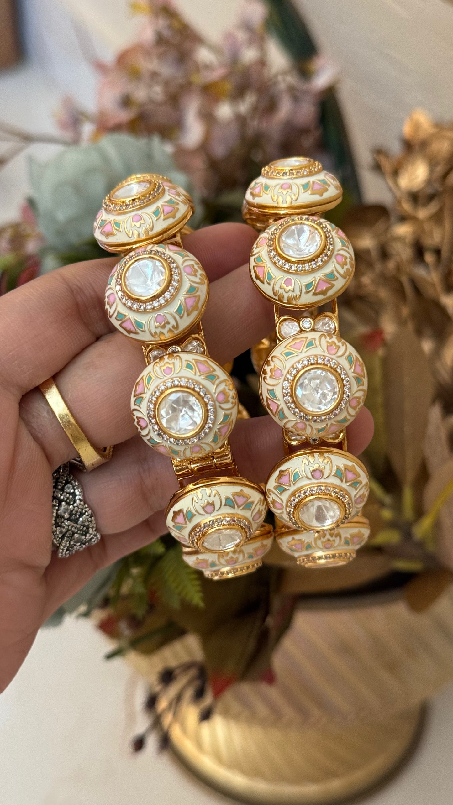 MeenaKari Bangdi with mint pink deatiling