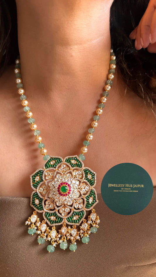 Emerald & ruby moissanite floral pattern pendant set