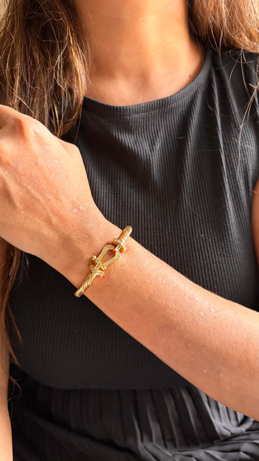 Interlocking Pattern Designer Bracelet