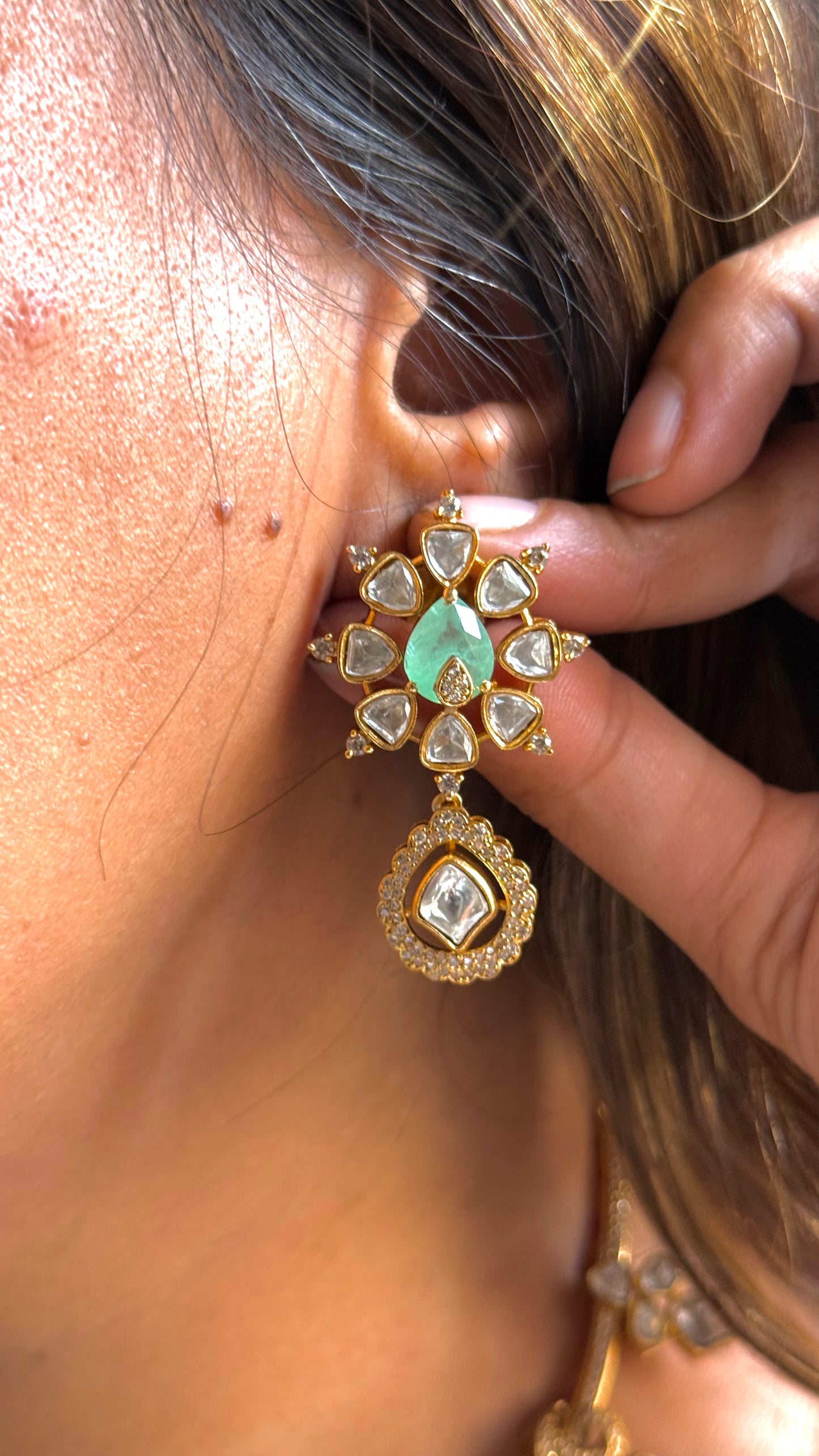 Mint tear drop doublet & polki necklace
