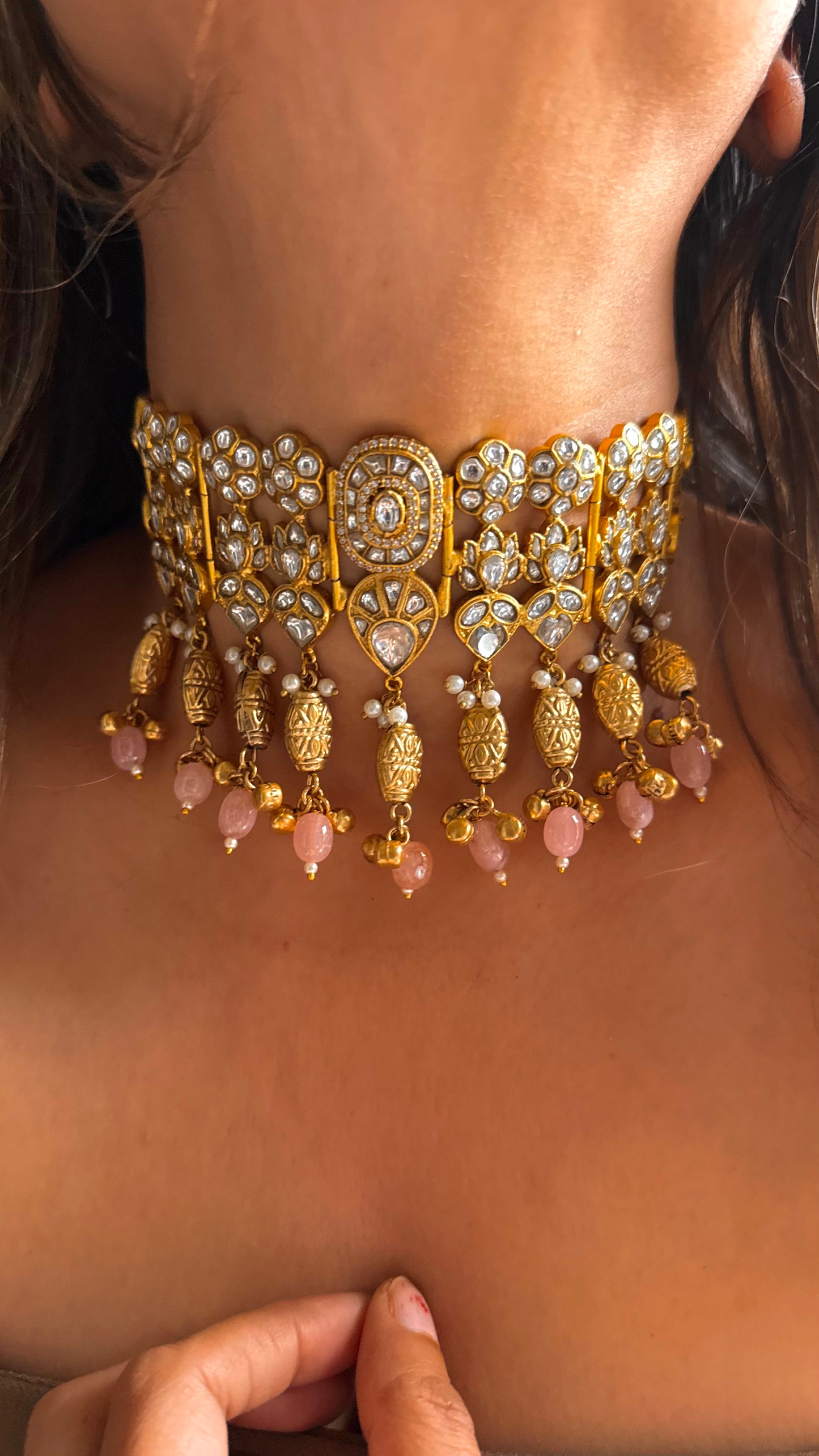 Royal Heritage pachi necklace with peach drop detailing