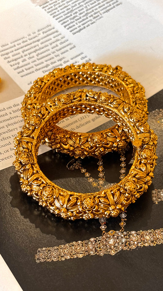Heritage rajwada nakashi antique gold bangles