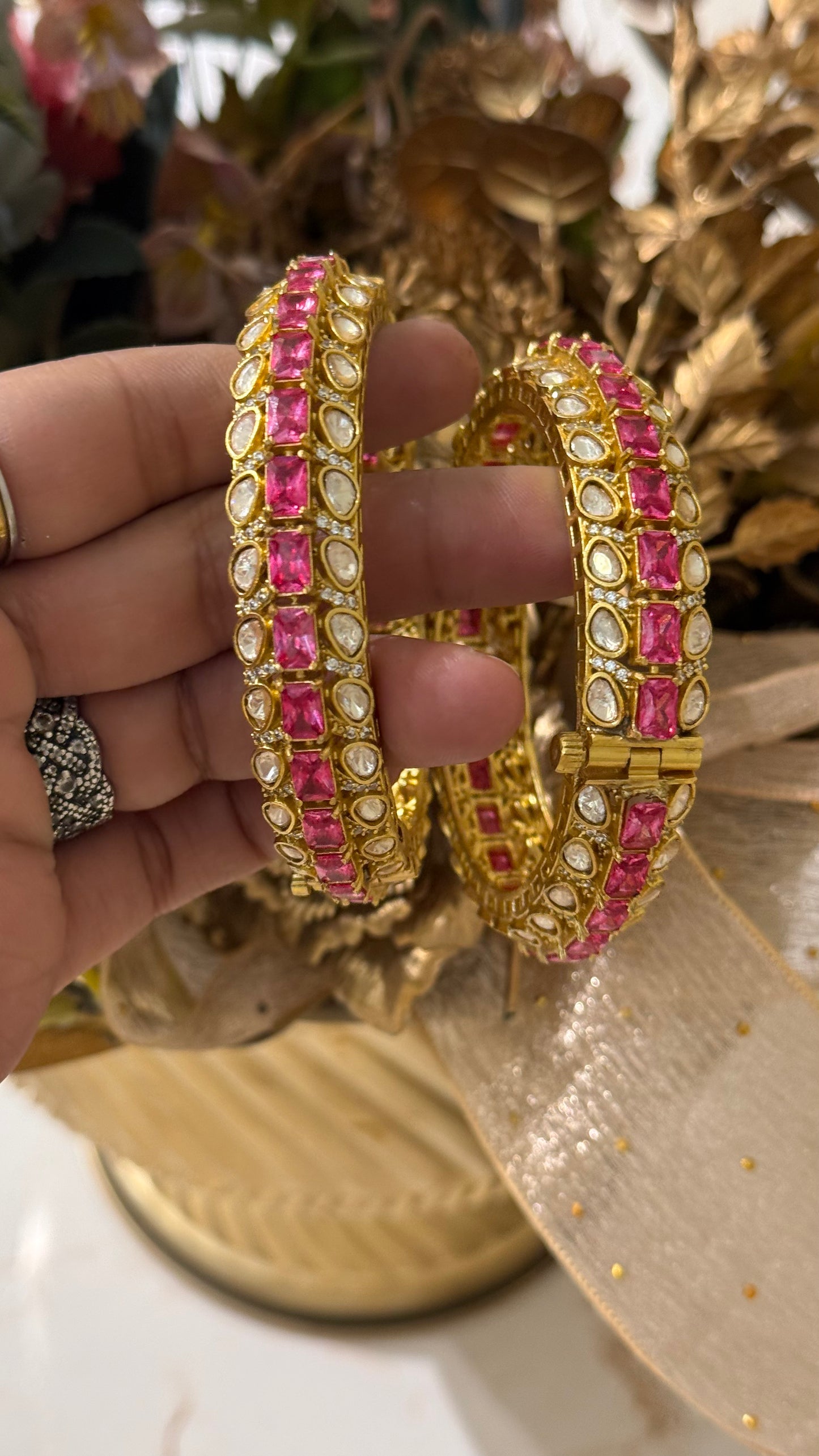 Rani pink lv polki bangles