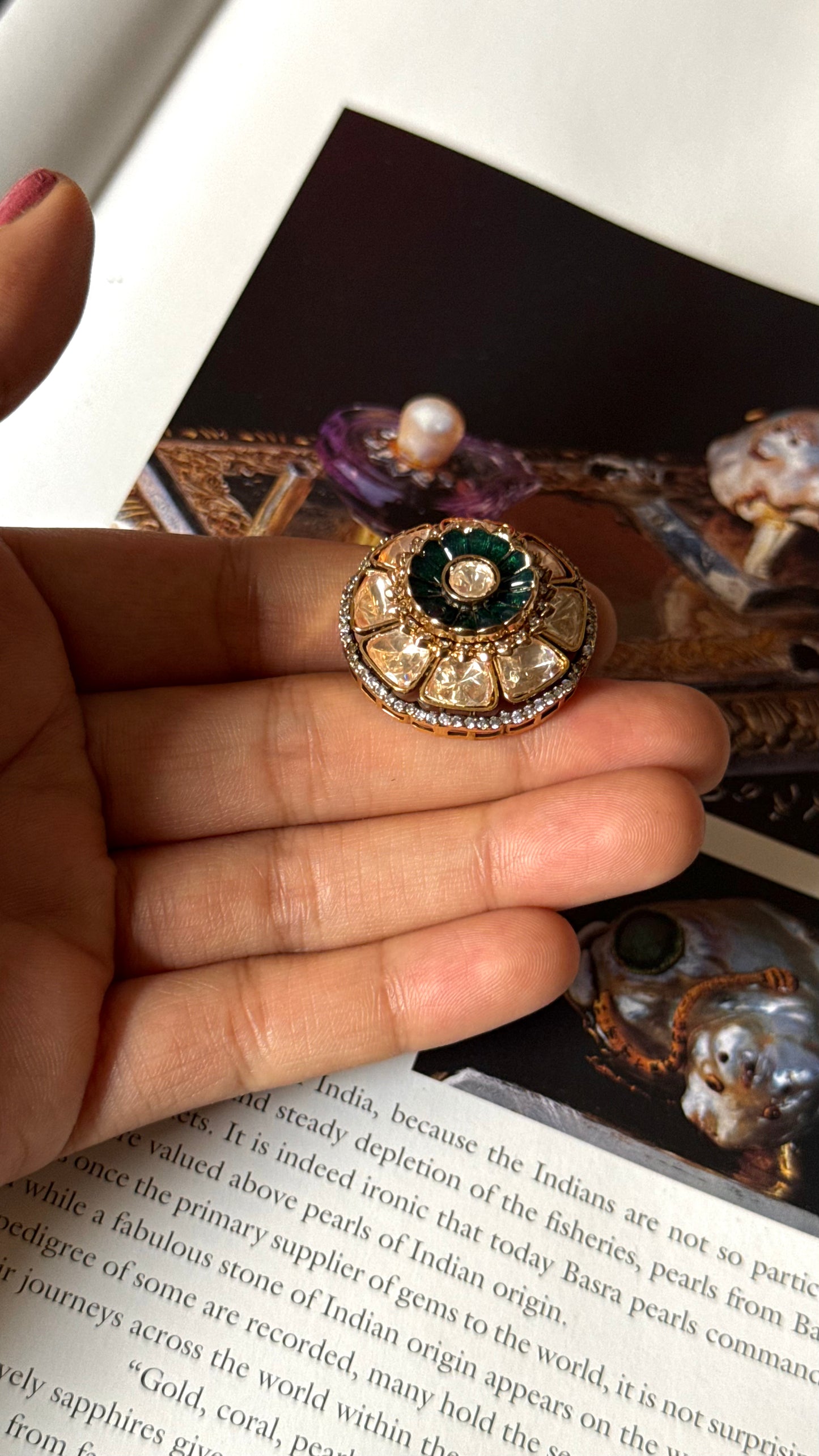 Emerald Victorian peeli polki ring