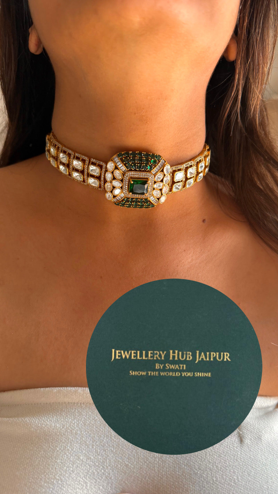 Emerald moissanite designer choker