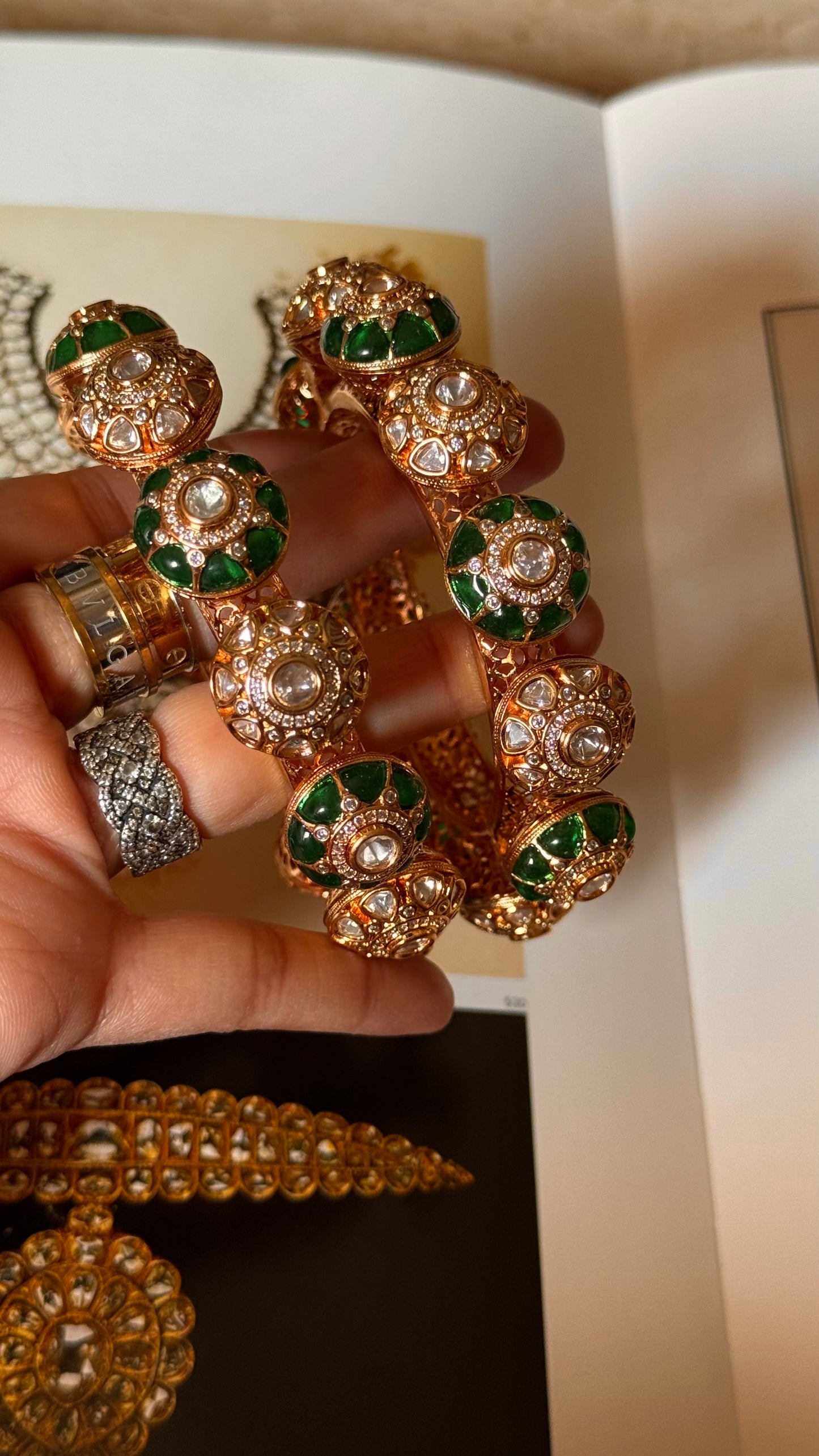Emerald Moissanite takkar bangdi bangles