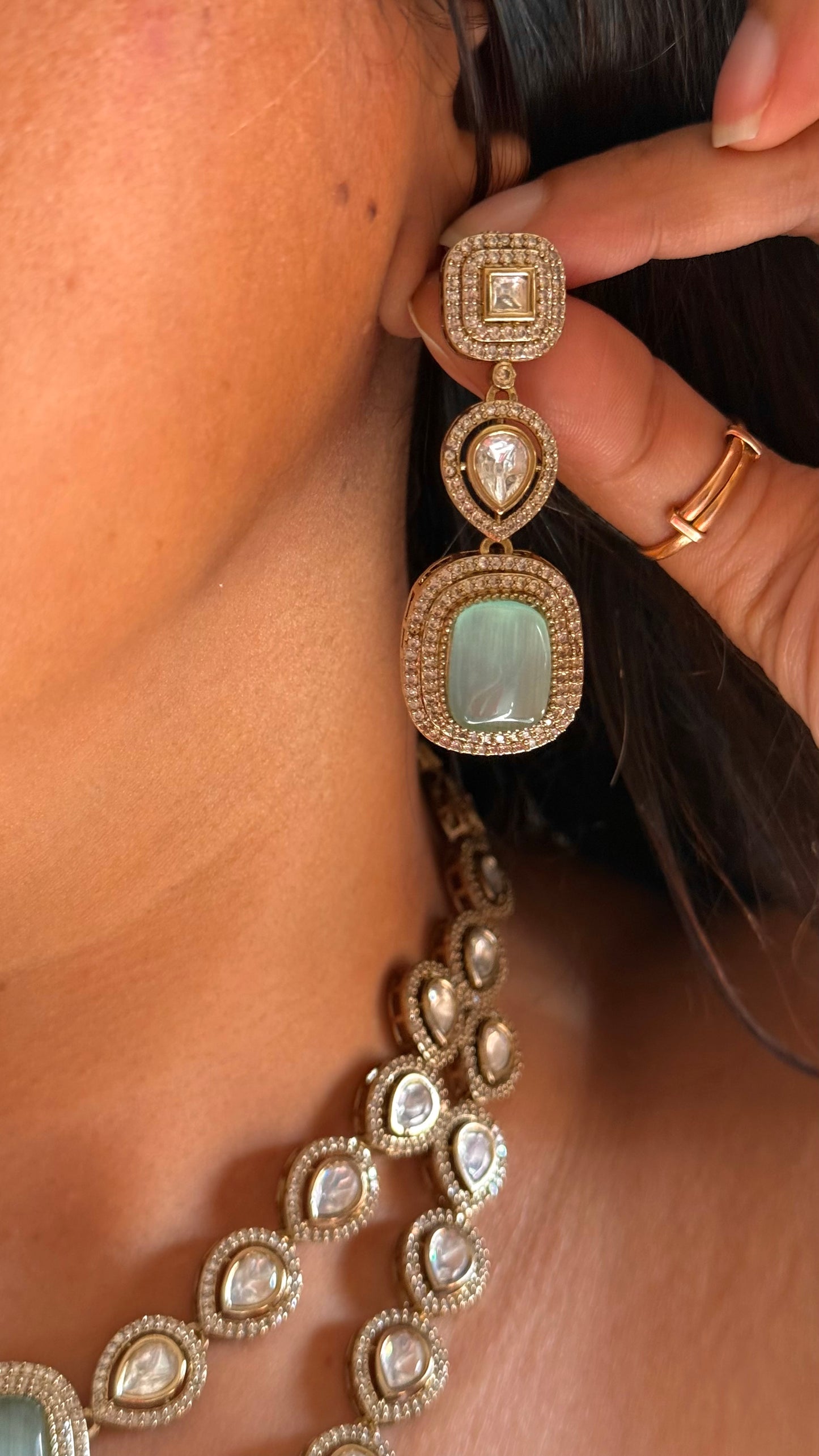 Dual line victorian polki necklace