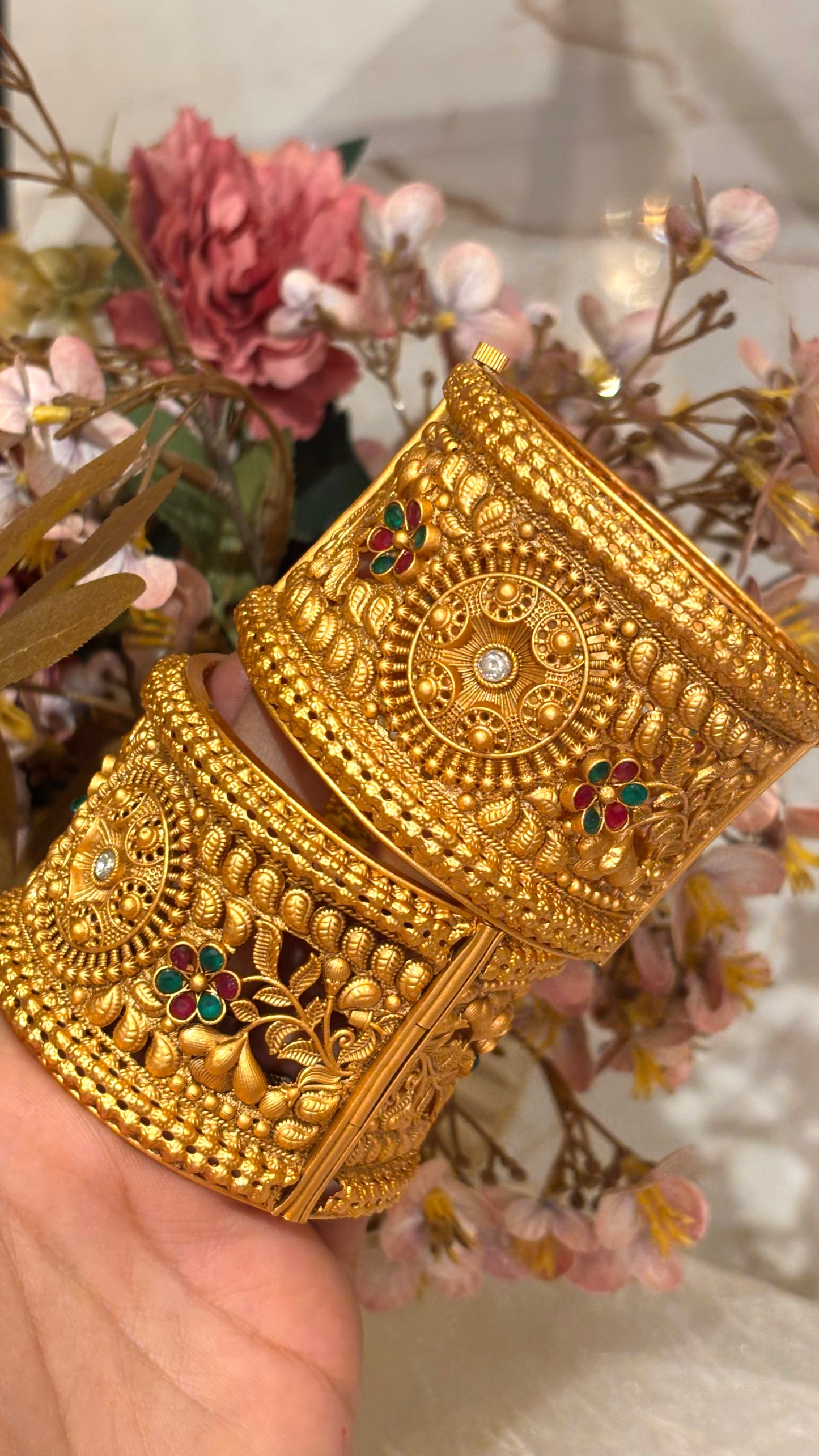 Ruby & Emerald floral nakshee wide bangles