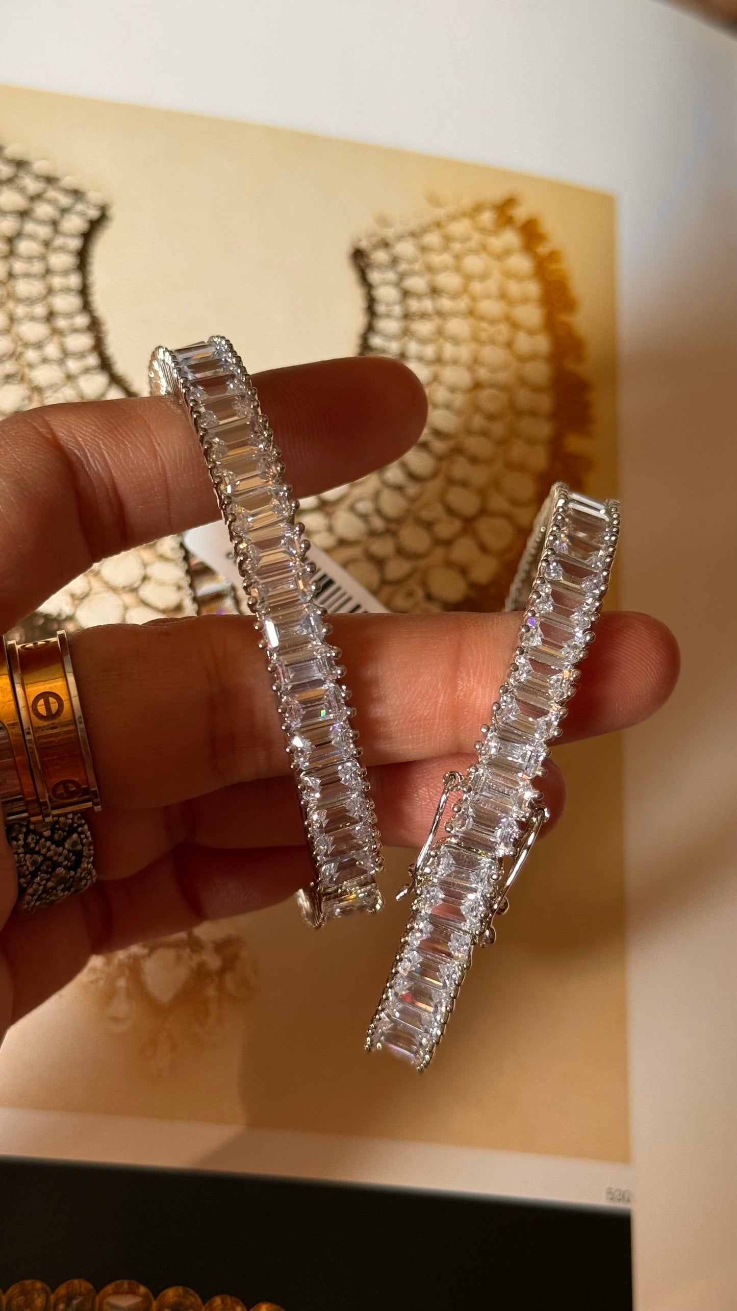 Cz diamond single line bangles