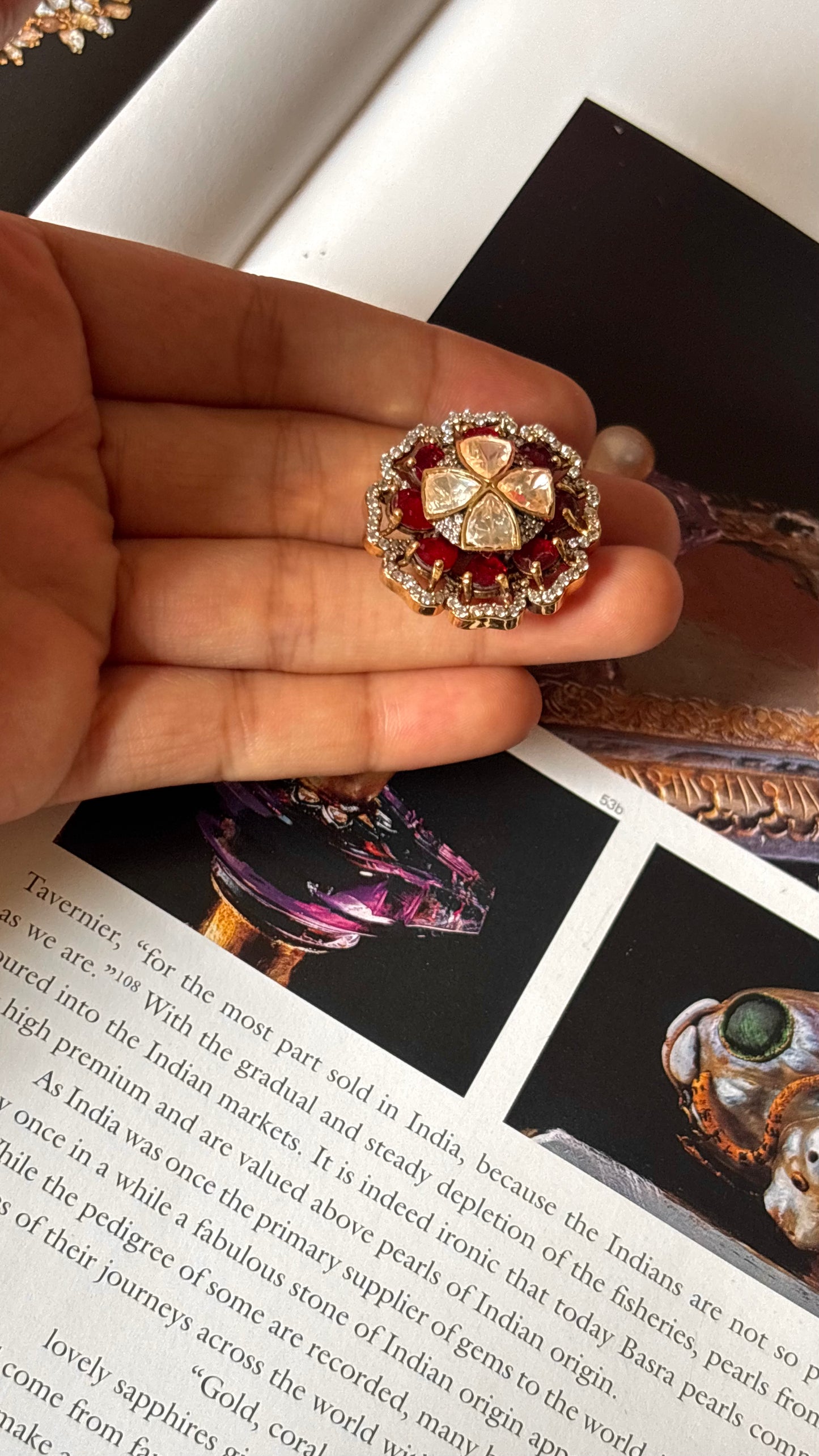 Ruby floral peeli polki ring