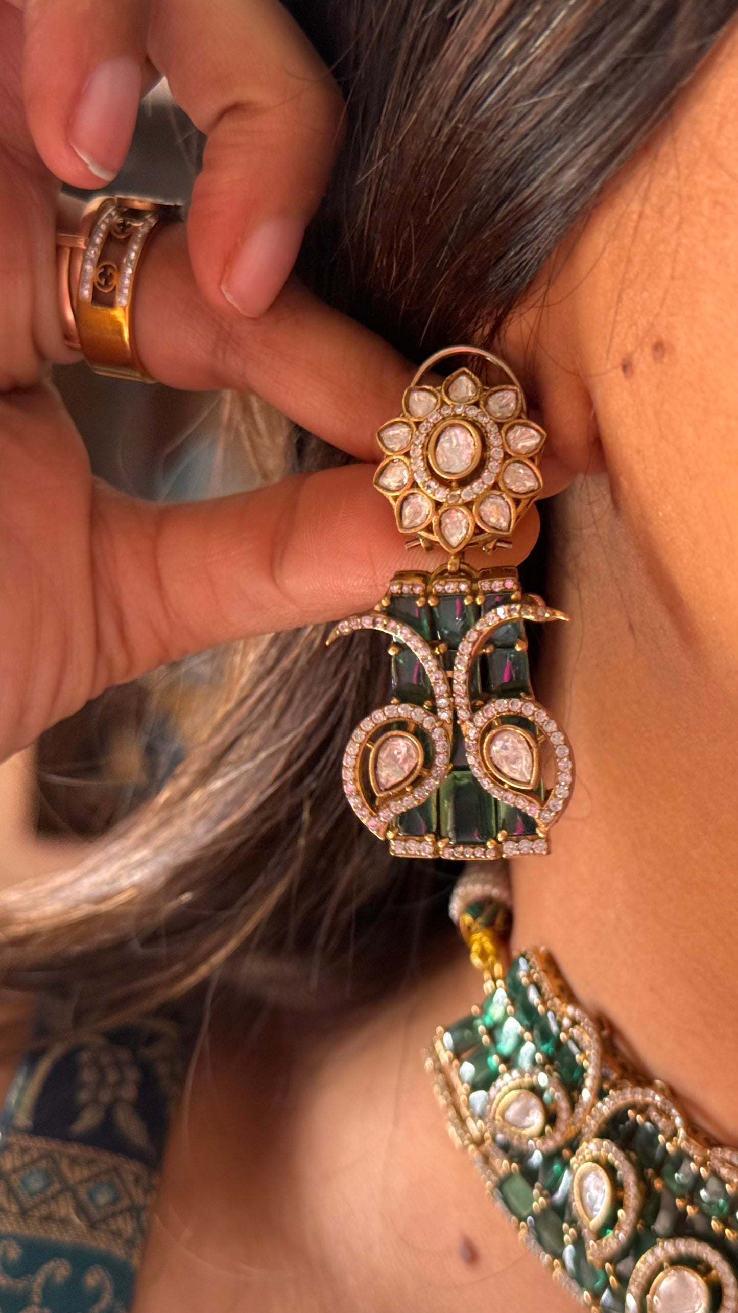 emerald cocktail moissanite inlay set