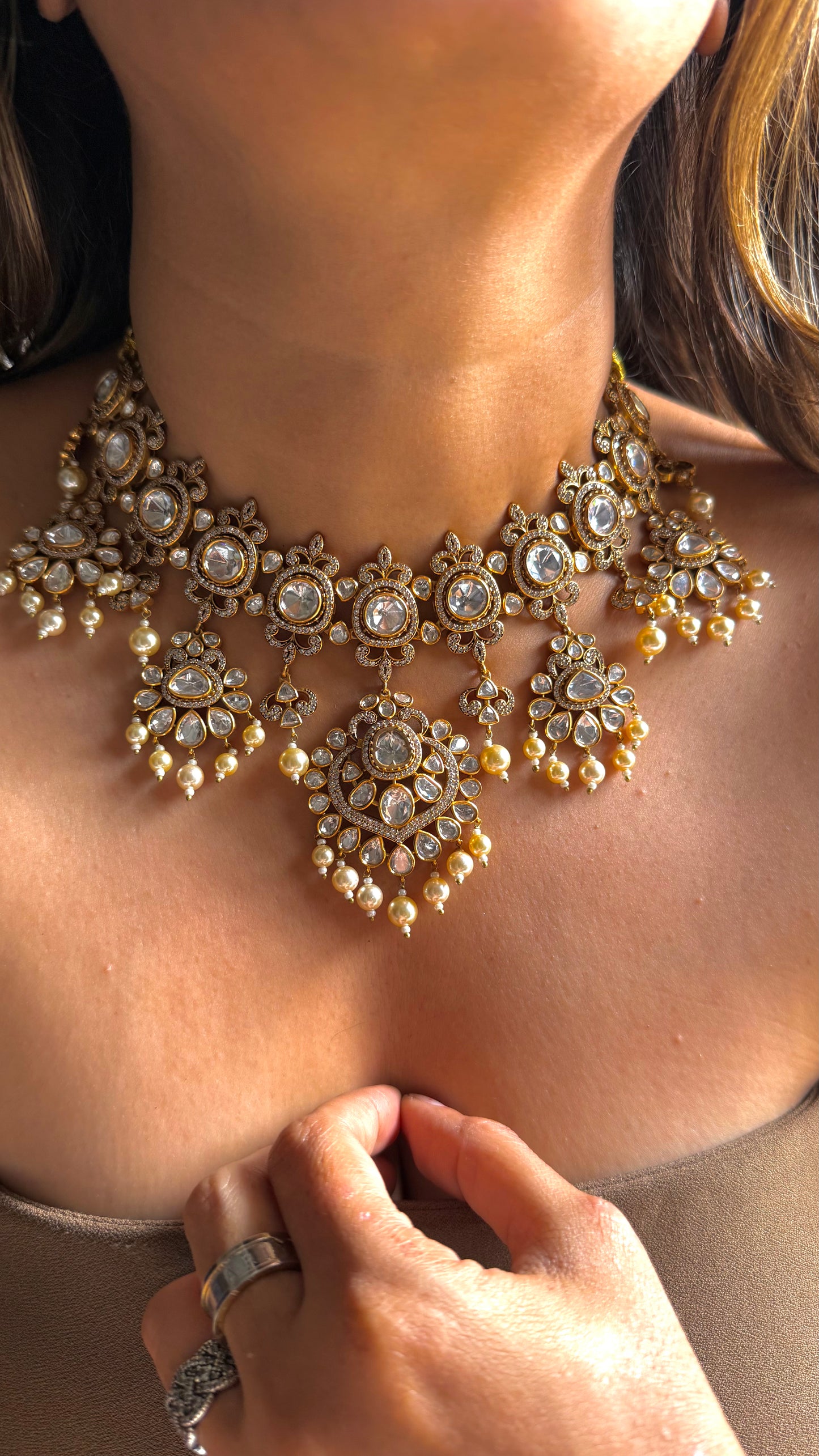 Uncut polki designer Victorian necklace with pearl detailing