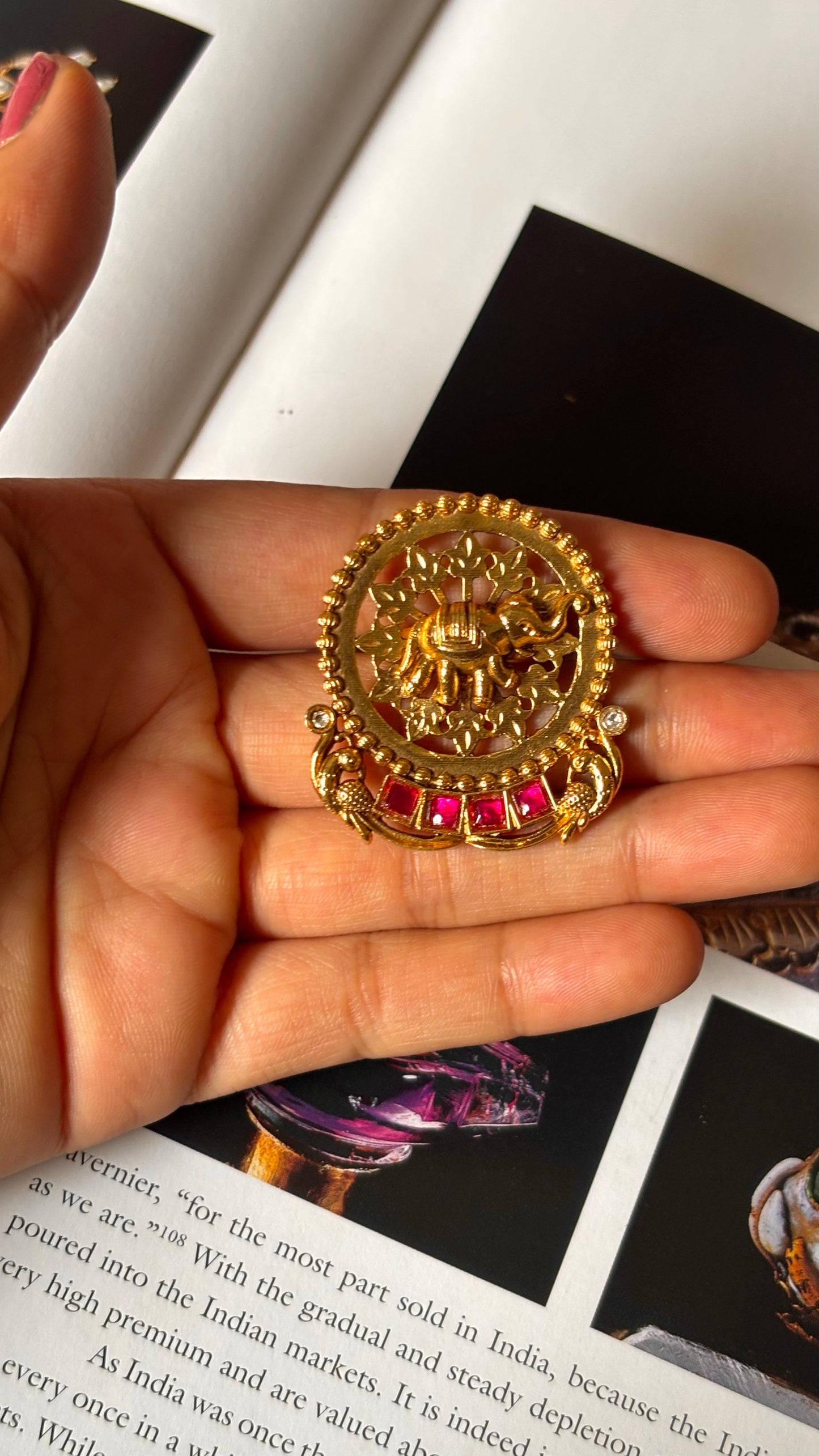 Rani pink gaj heritage ring