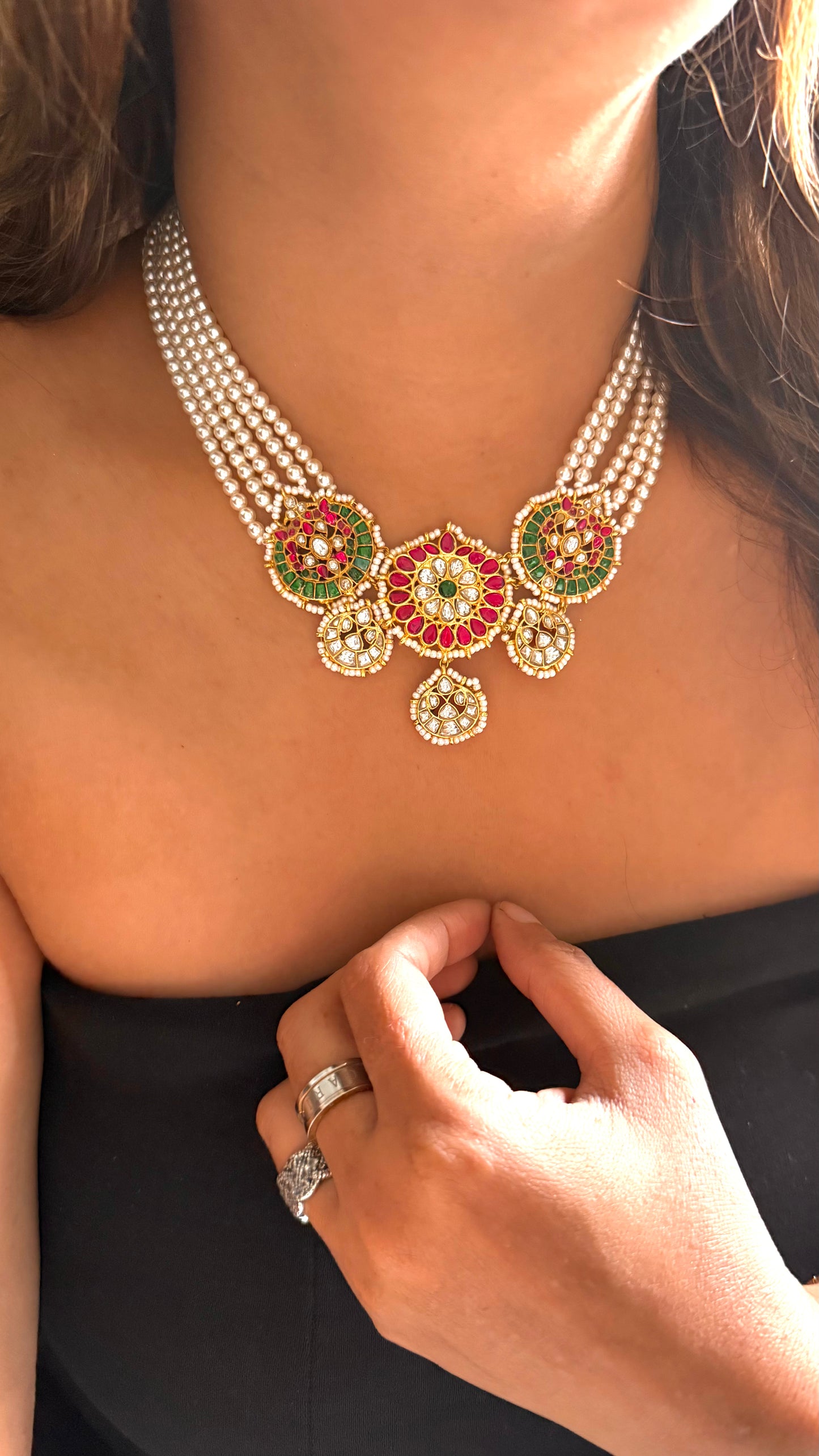 Peal pachi necklace