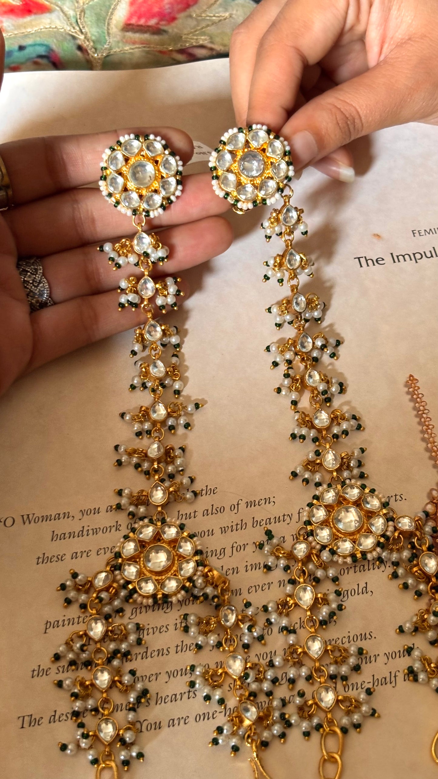 Paachi Kundan emerald Hathphool