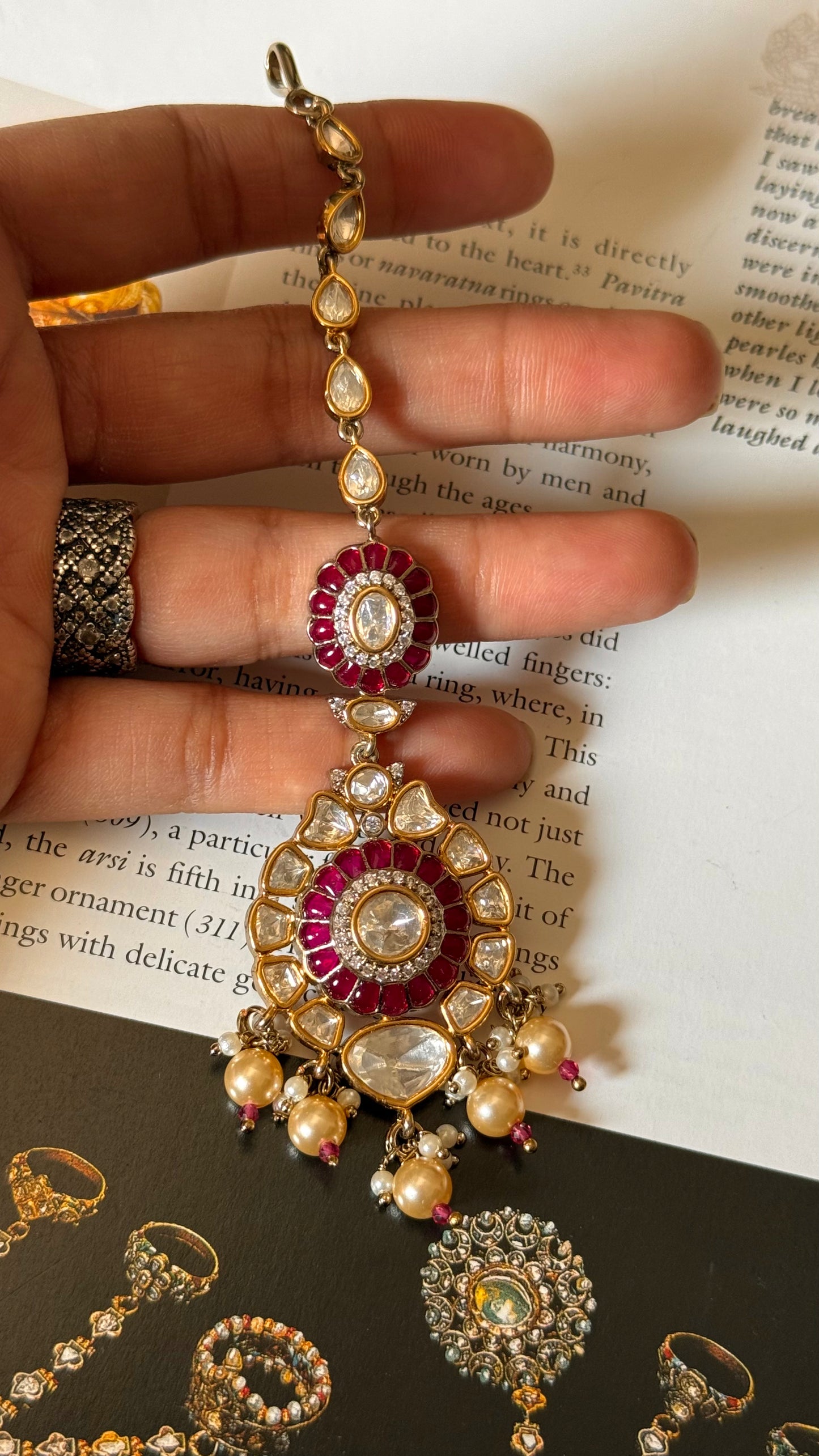 Rani pink ruby uncut polki Maangtika