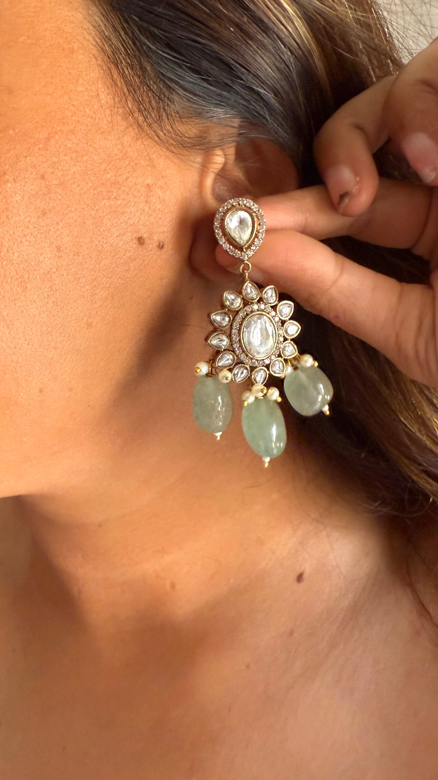 Riva Emerald katdana moissanite thread choker