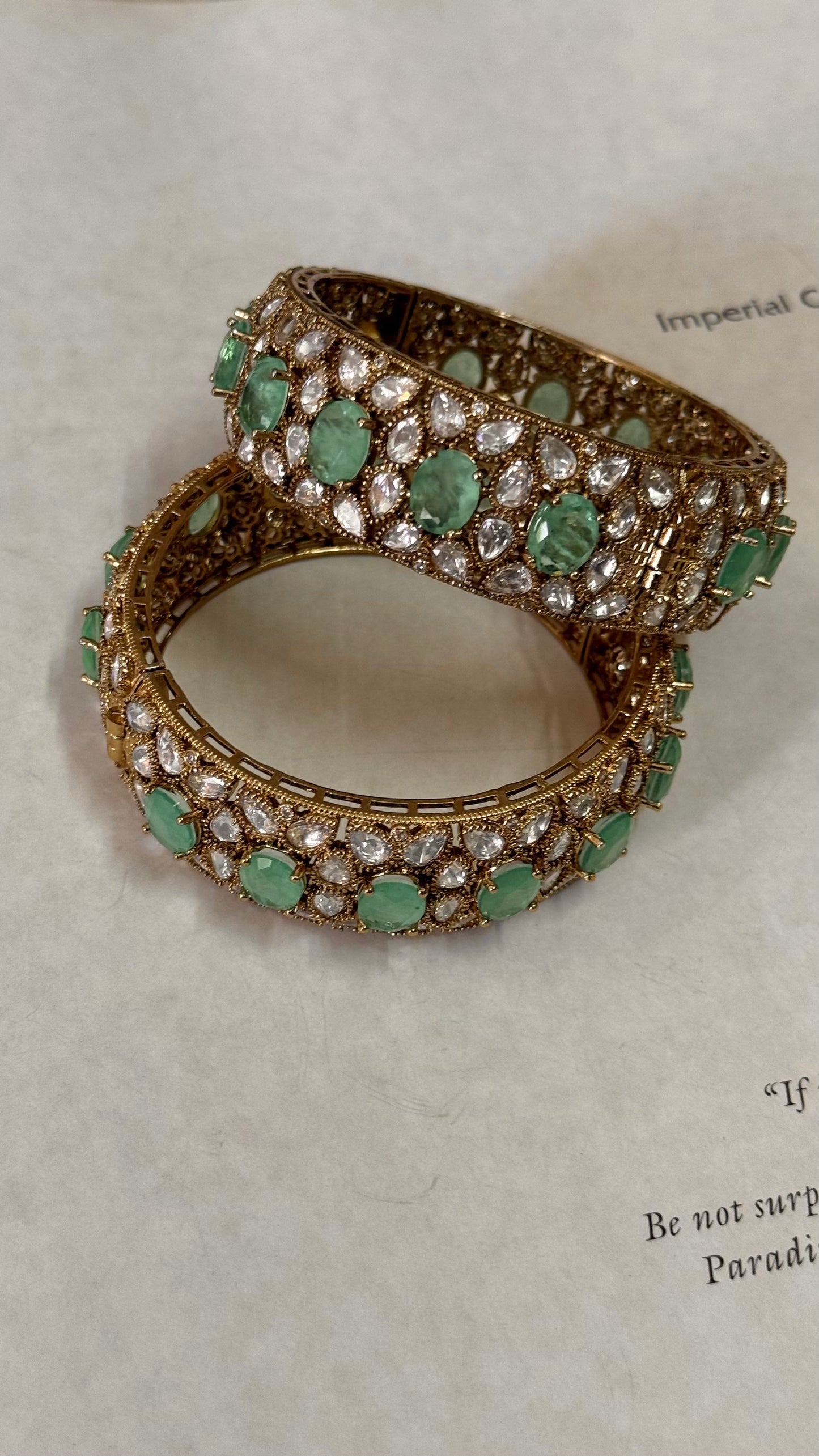 Mint doublet victorian openable bangle