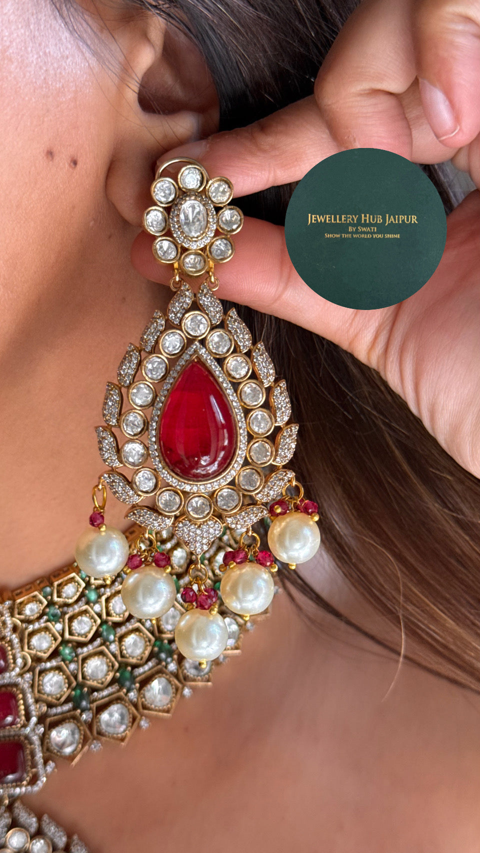 Emerald & Ruby doublet Moissanite choker with pearl detailing