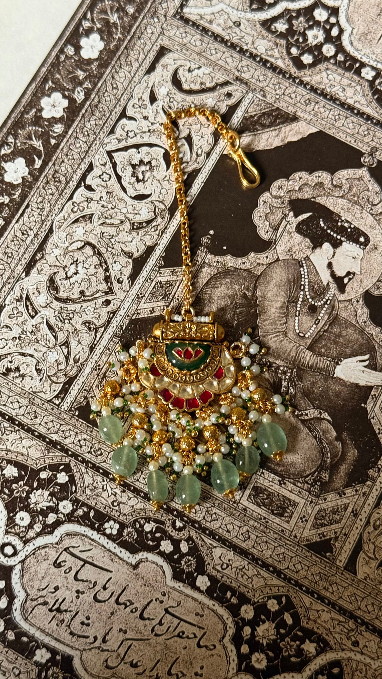 Emerald inlay work & rani pknk floral with mint drop maangtika