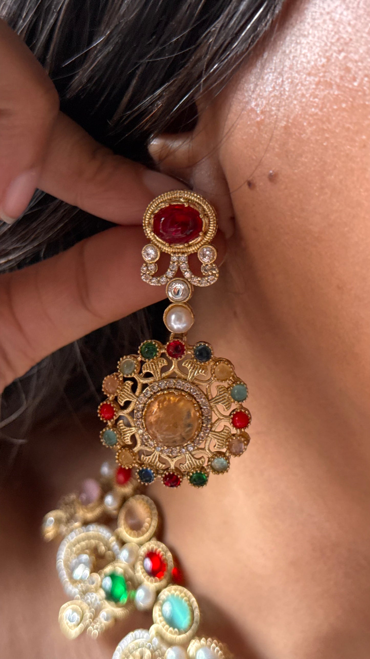 Sabhyasachi inspired navratna peach necklace