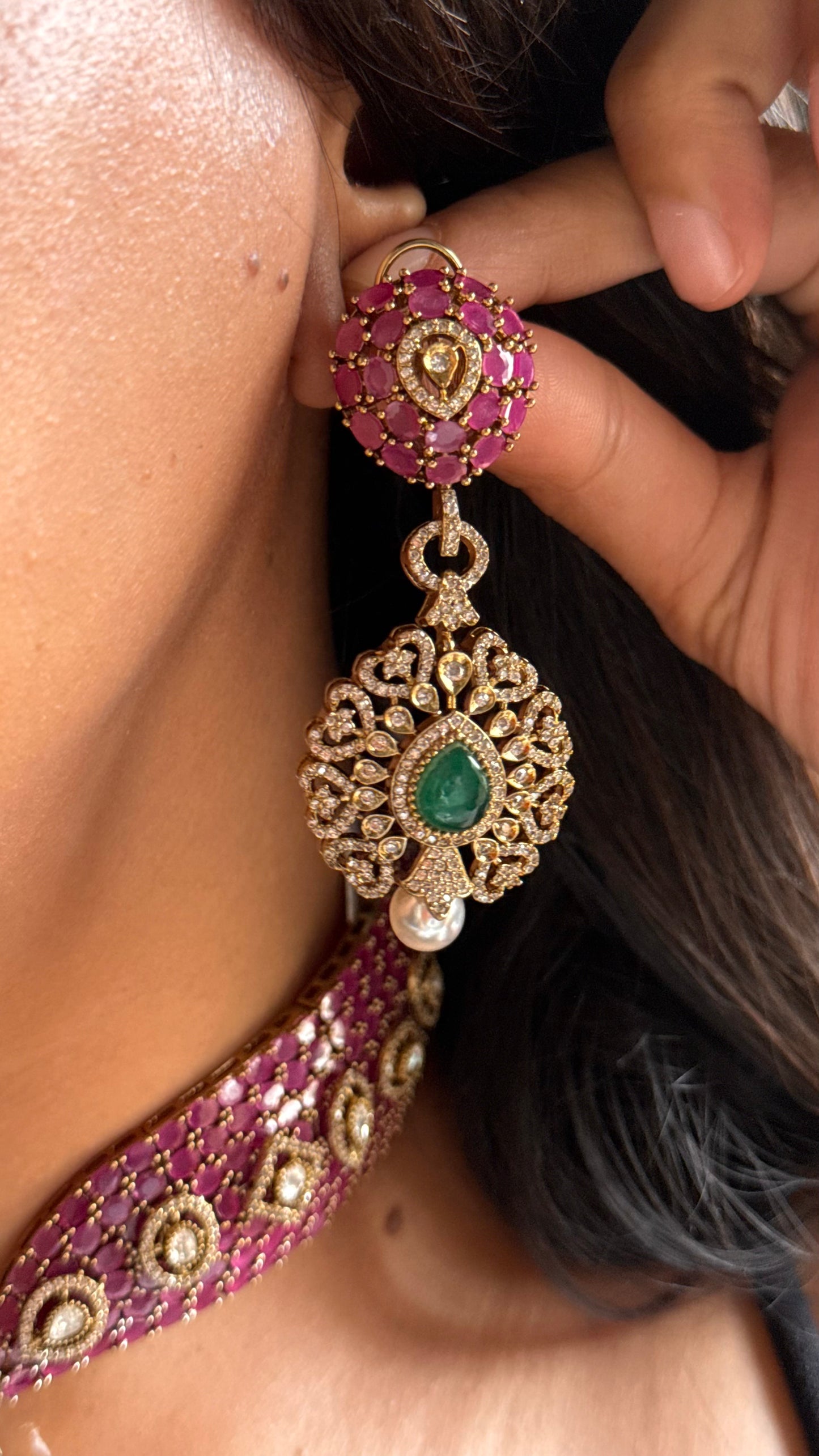 Emerald & rani pink with pearl cocktail Necklace