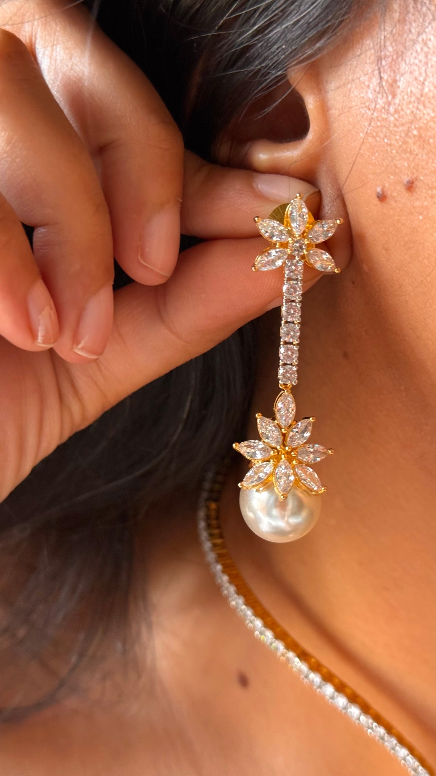Astra shine cz diamond necklace