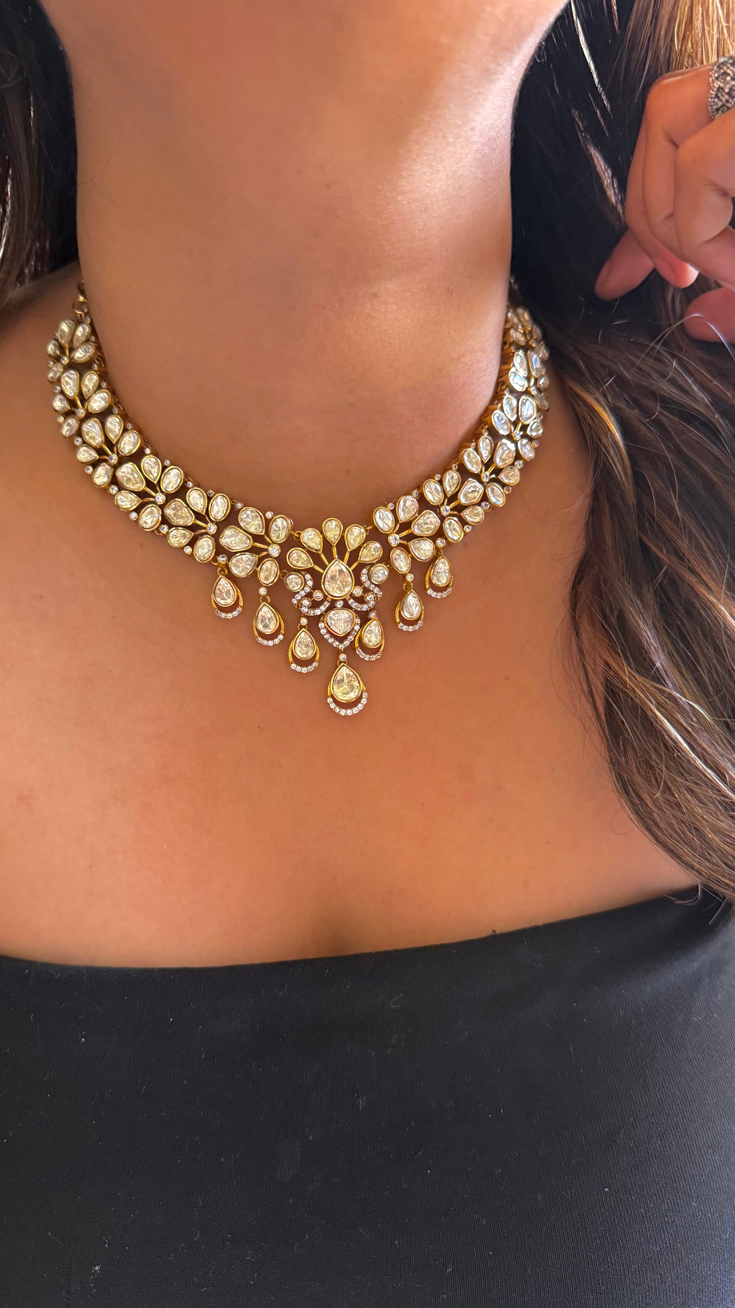 Peacock inspired LV shaped Polki necklace