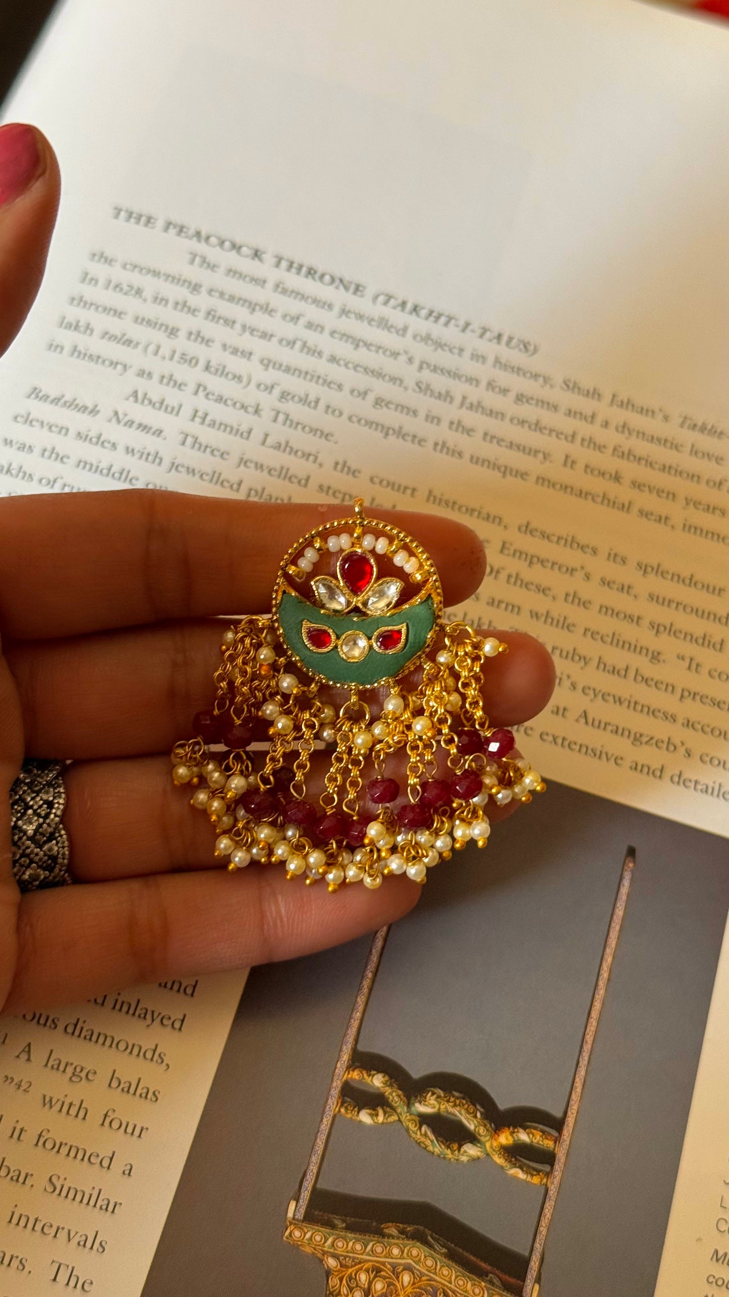 Emerald inlay rajwada Ring