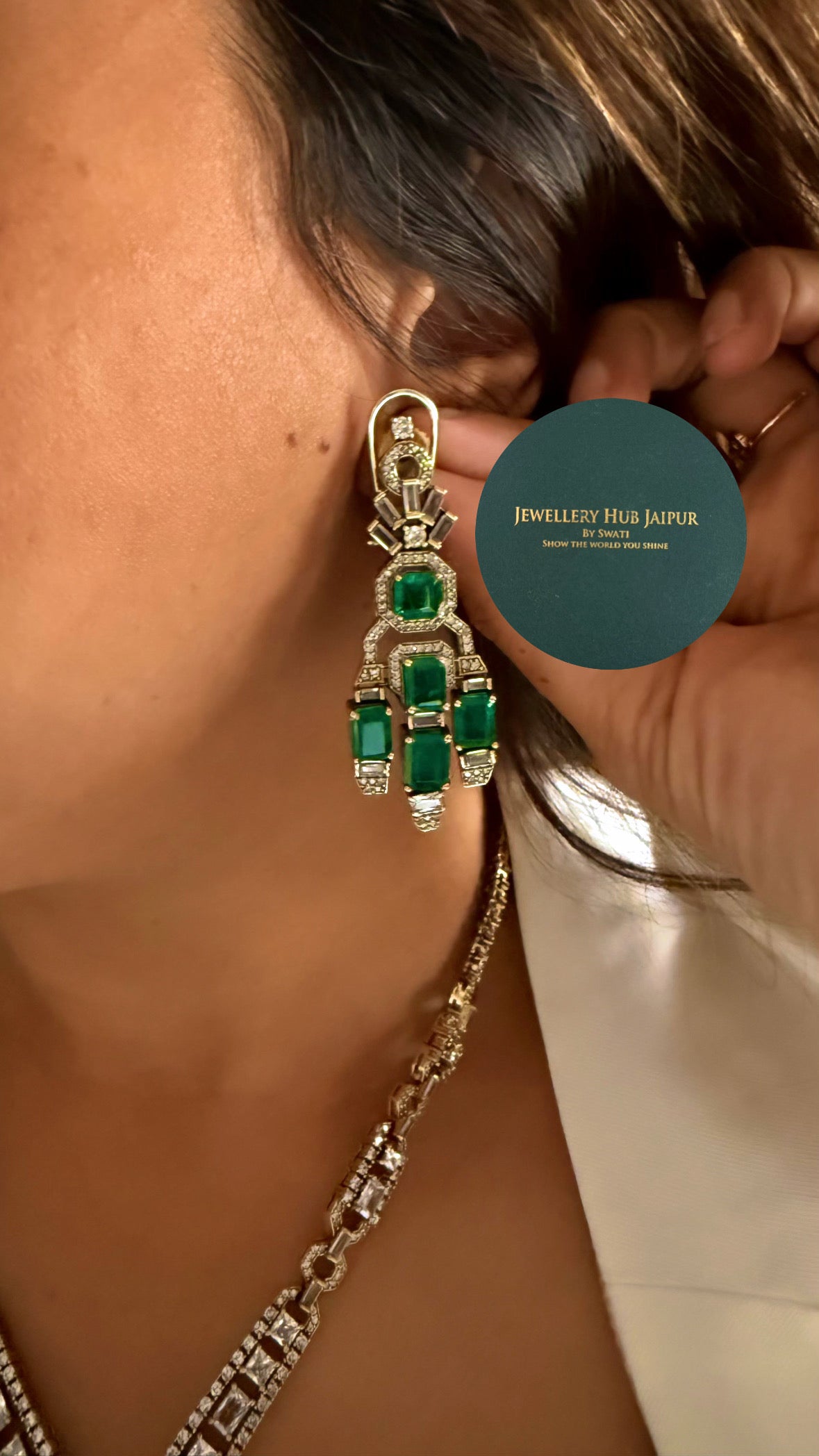 Emerald Moissanite diamond collar necklace