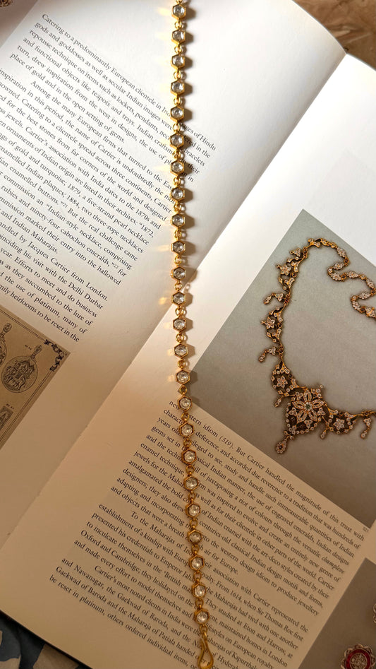 Kundan minimal sheeshpatti