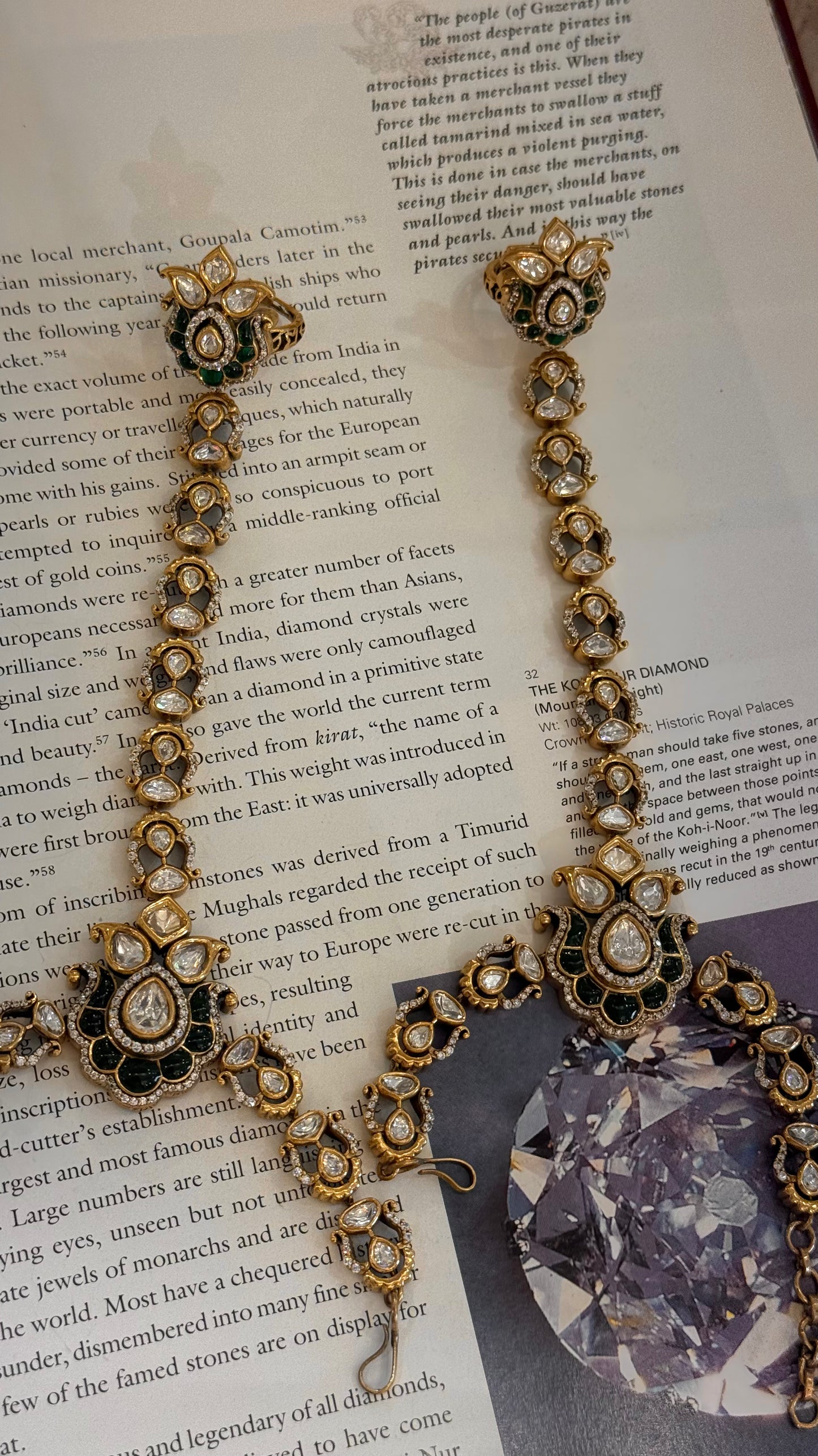 Emerald takkar work victorian hathphool