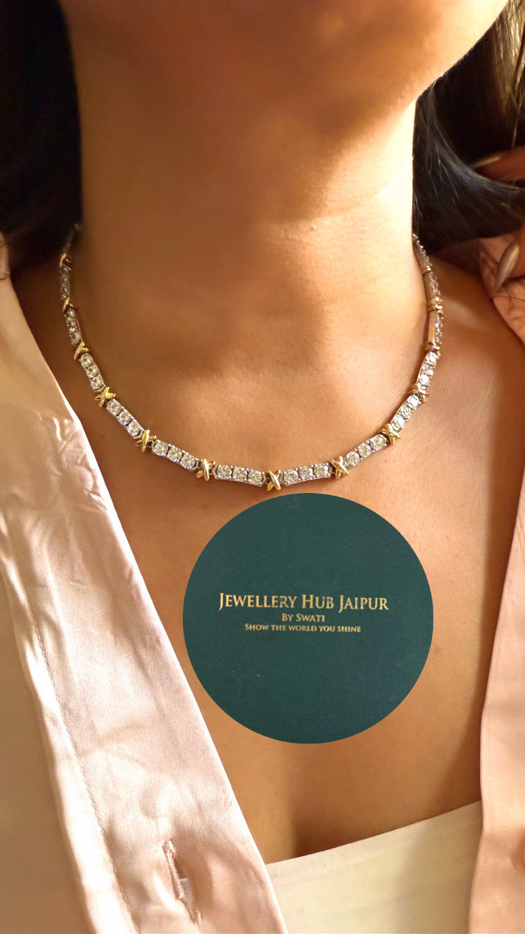 Diamond minimal necklace