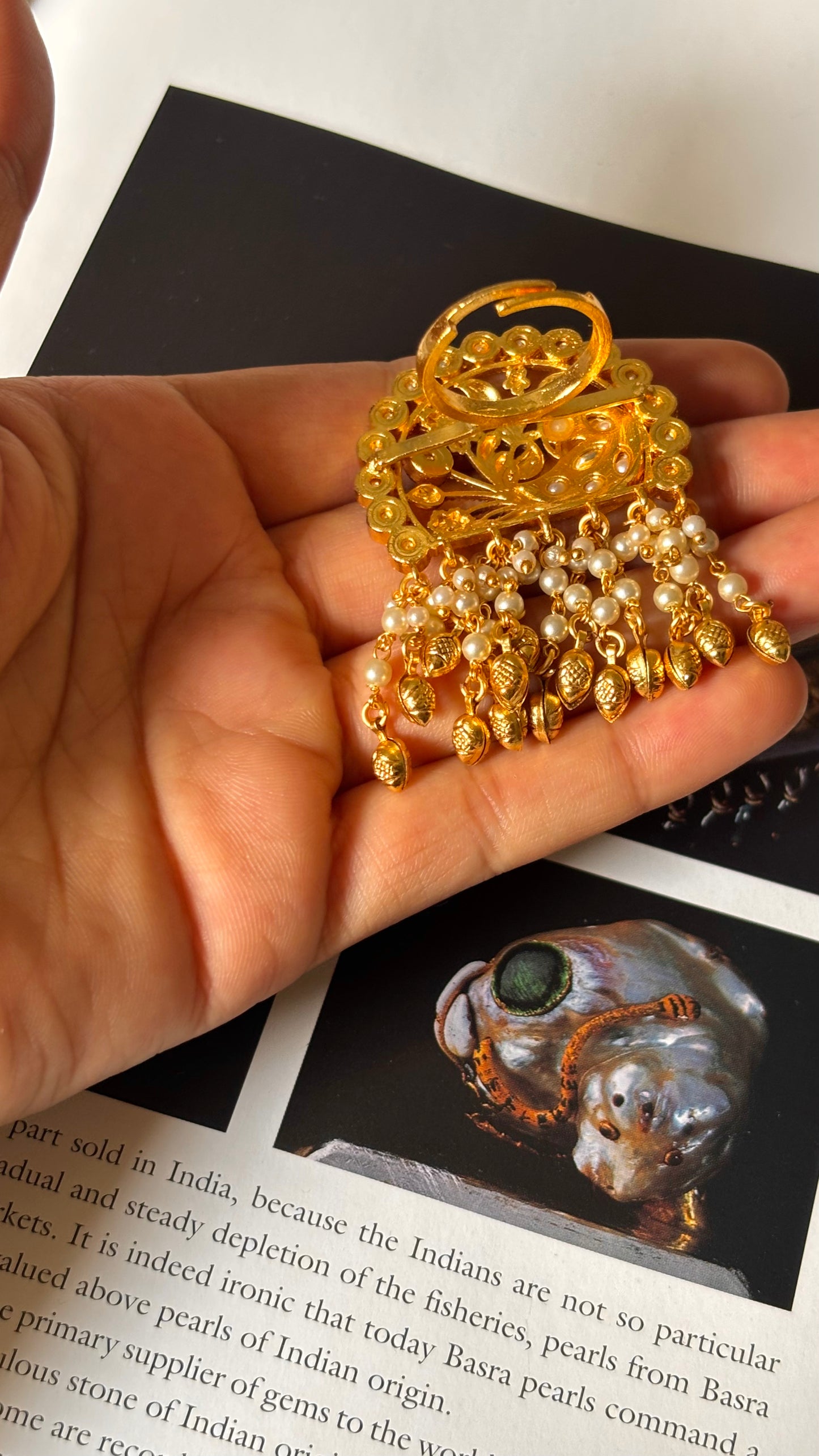 Heritage nakashi gold rajwada ring