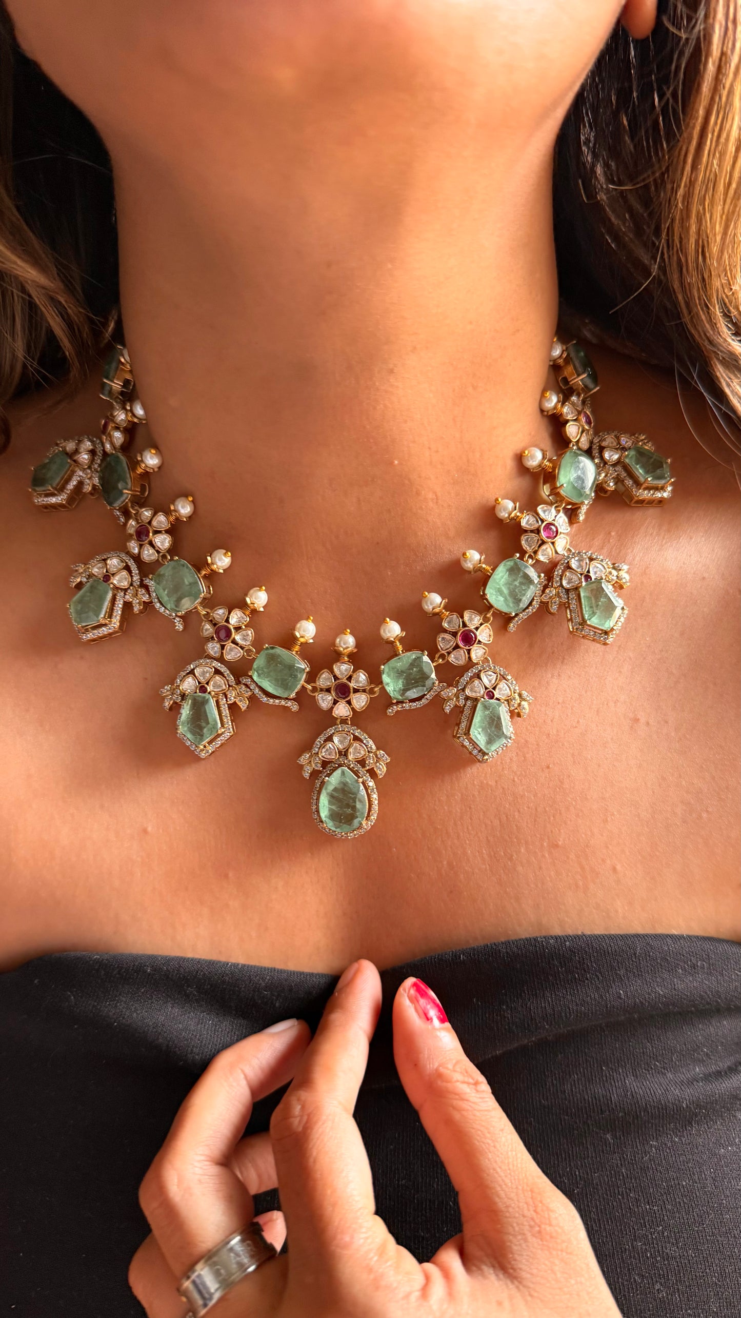 Mint doublet floral polki necklace