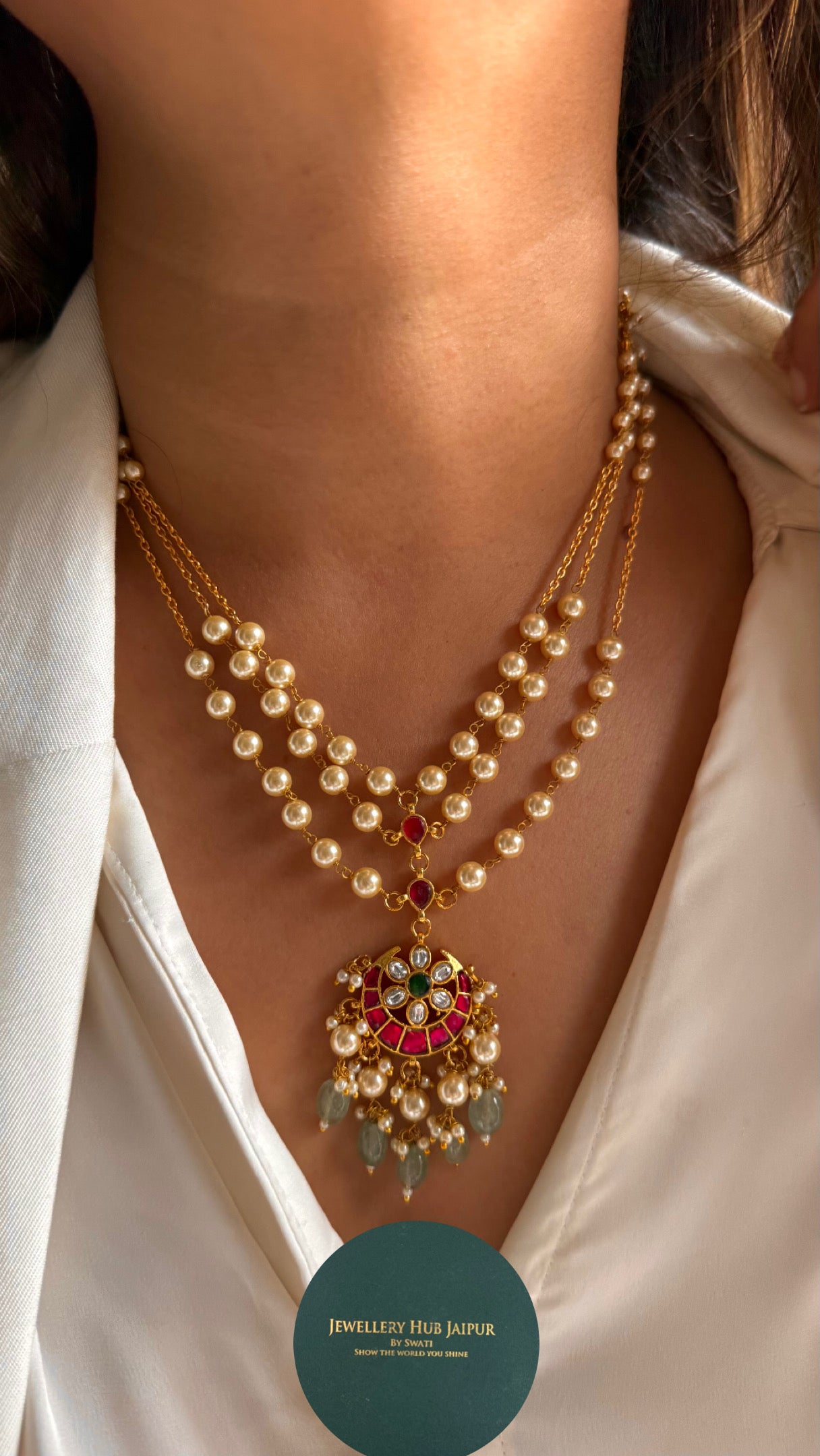Emerald & rani pink pendant with pearl detailing triple layer necklace