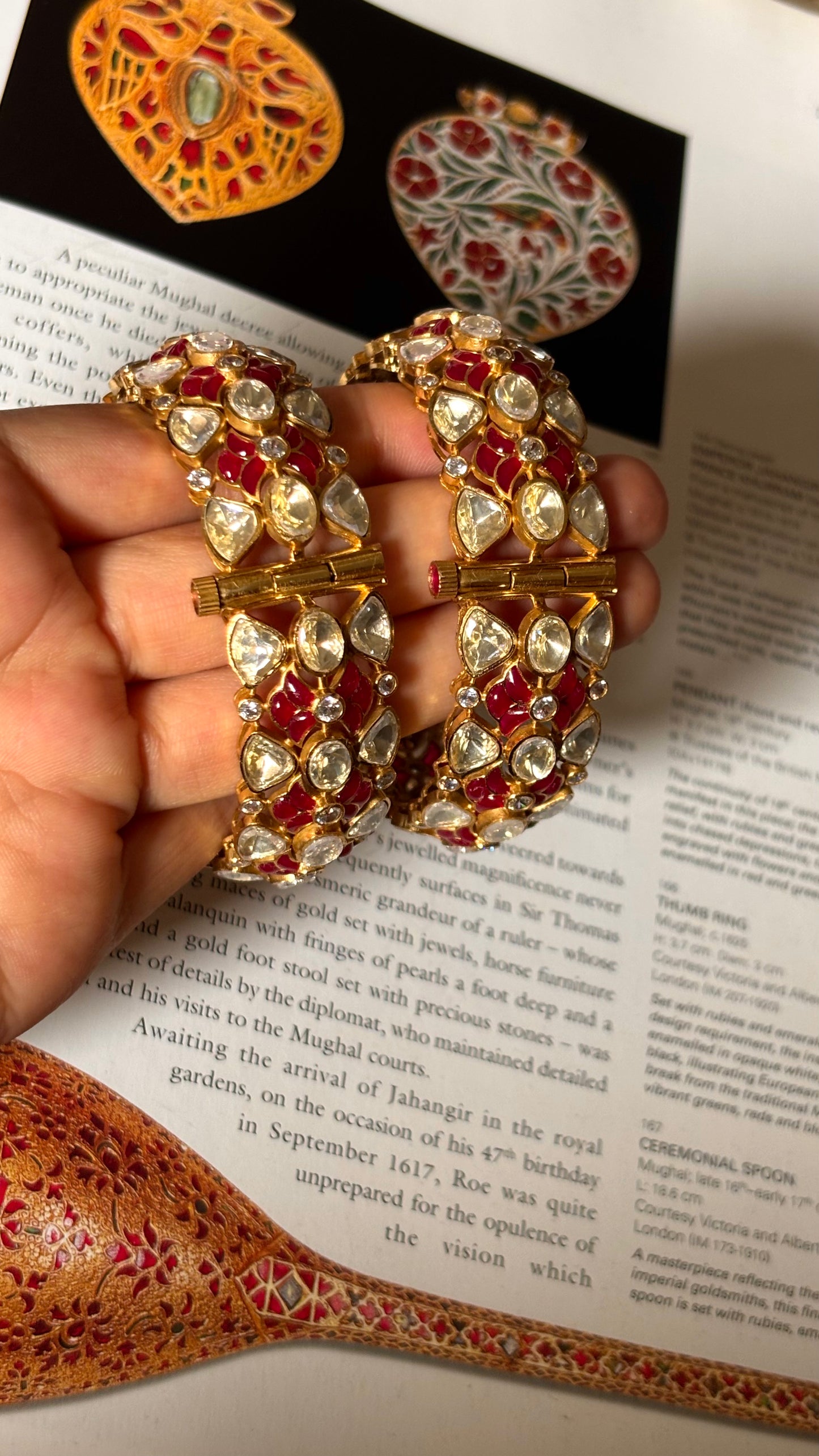 Ruby katdana peeli polki openable bangles