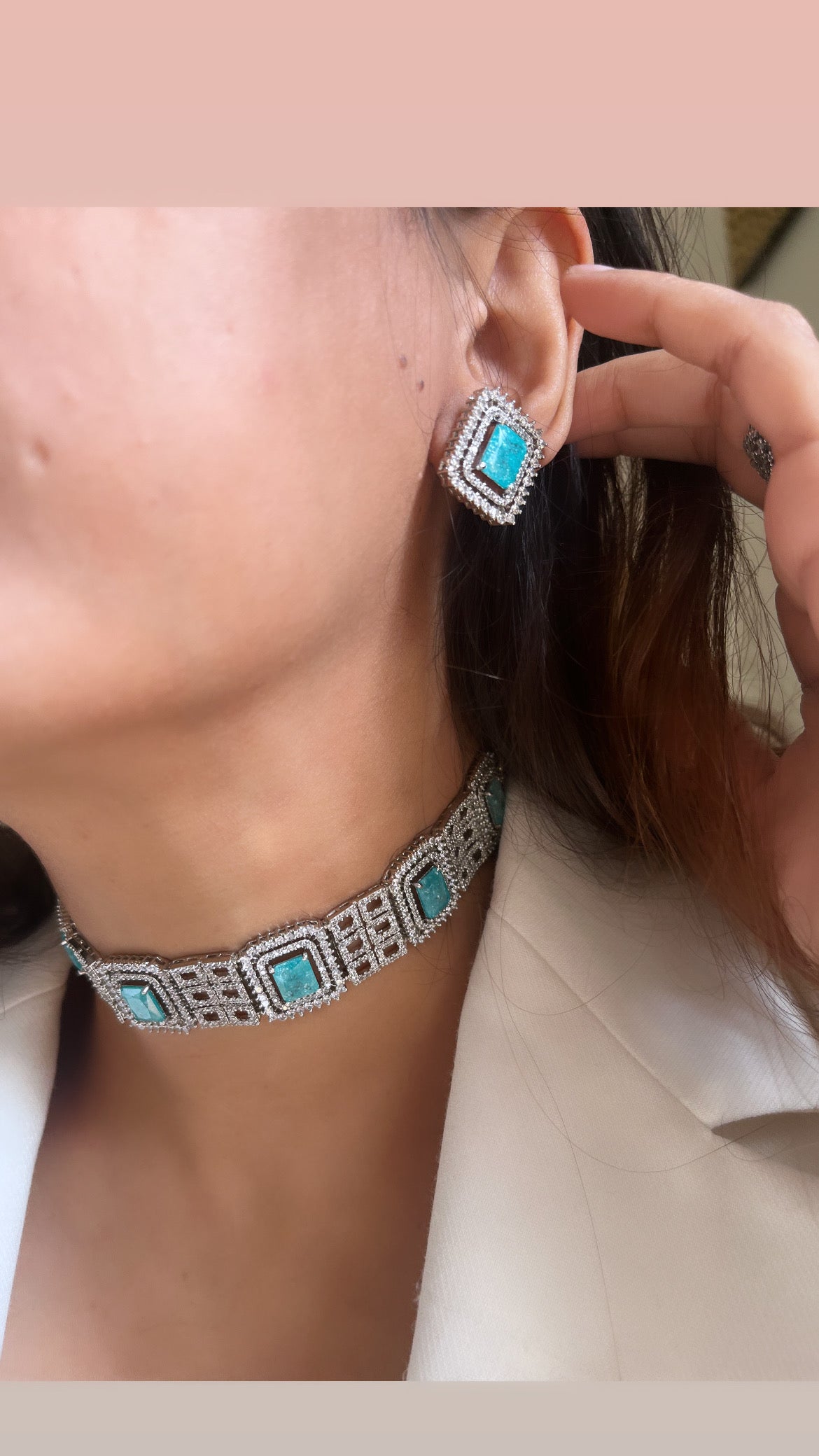 Firoza choker