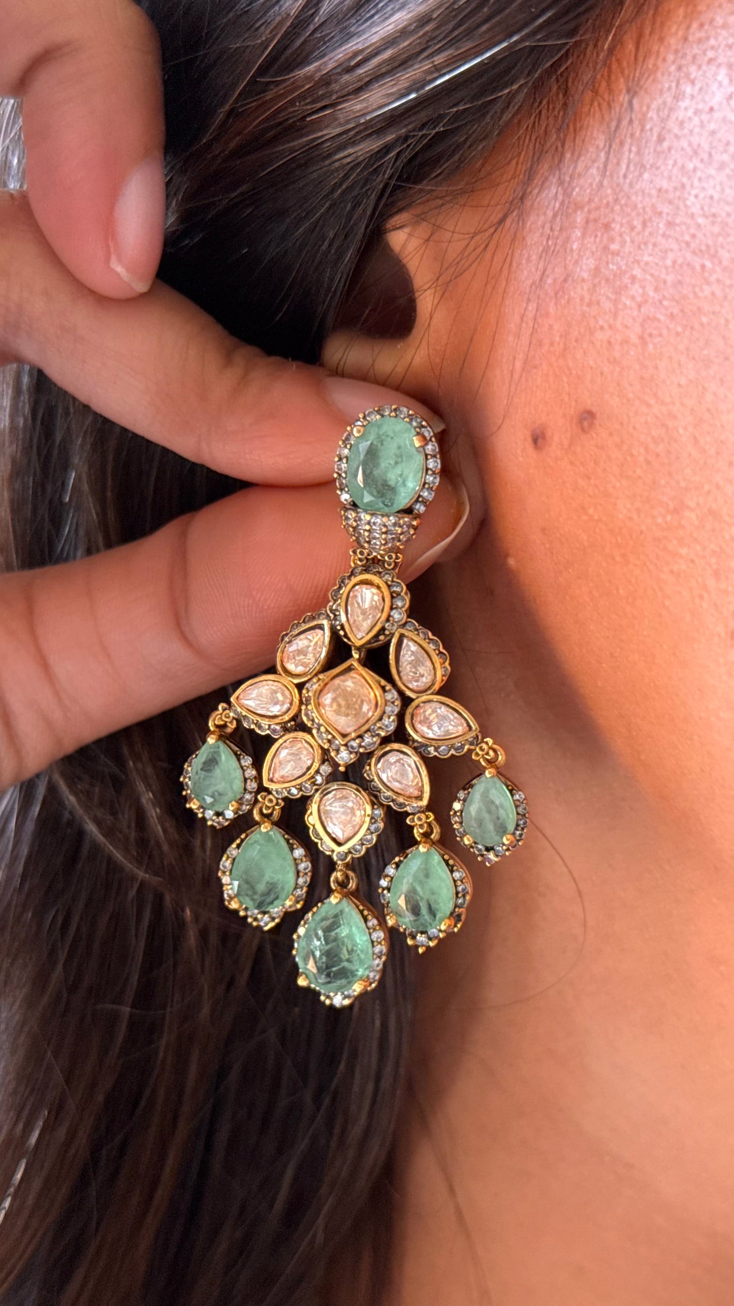 Mint doublet with peeli polki collar necklace