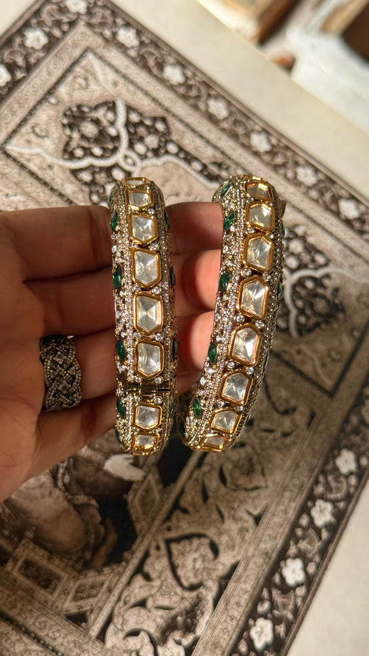 Moissanite polki emerald Victorian openable bangle
