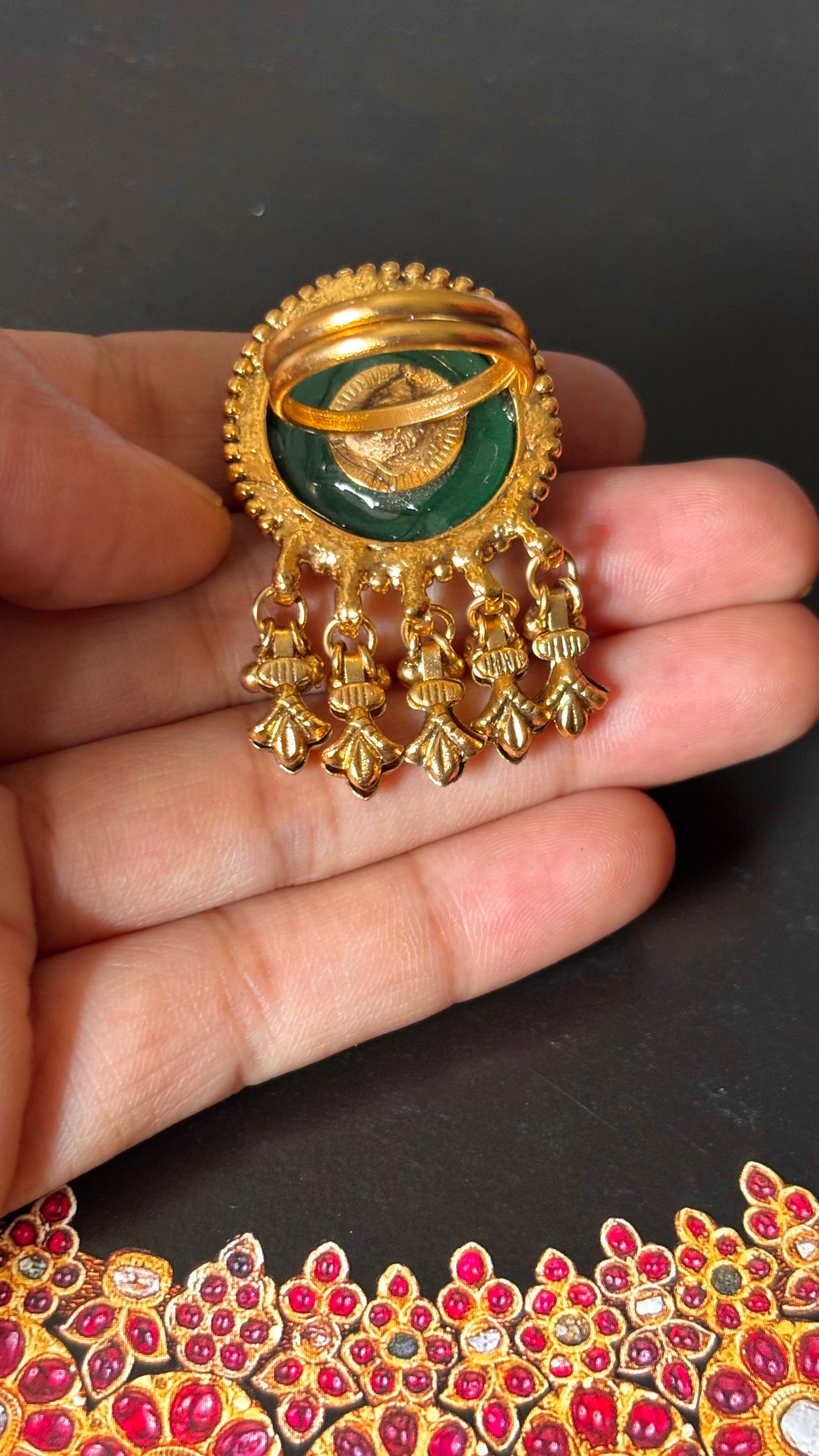 Emerald inland rajwada nakashi ring