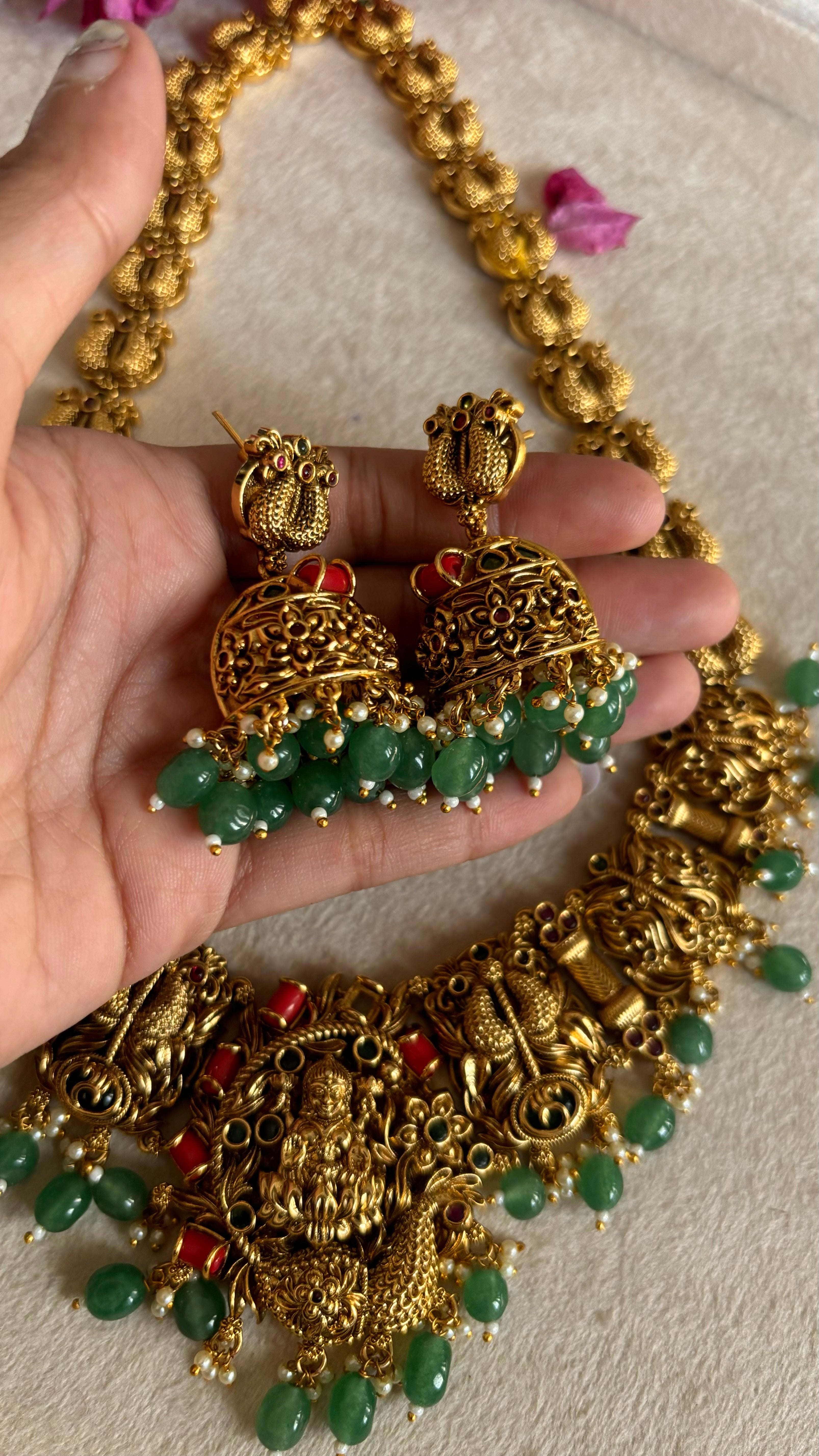 Temple jewellery combo with earrings