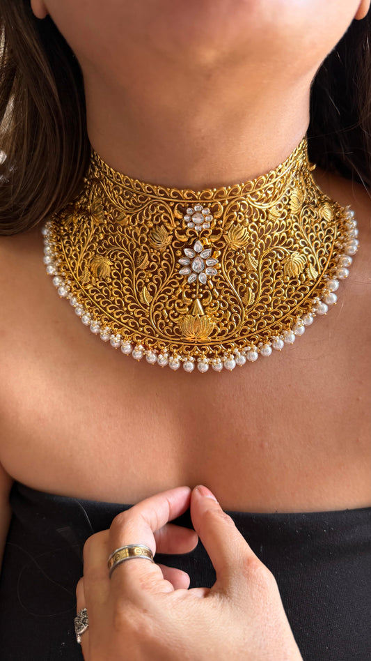 Dubai gold inspired lotus & Floral Nakashee choker