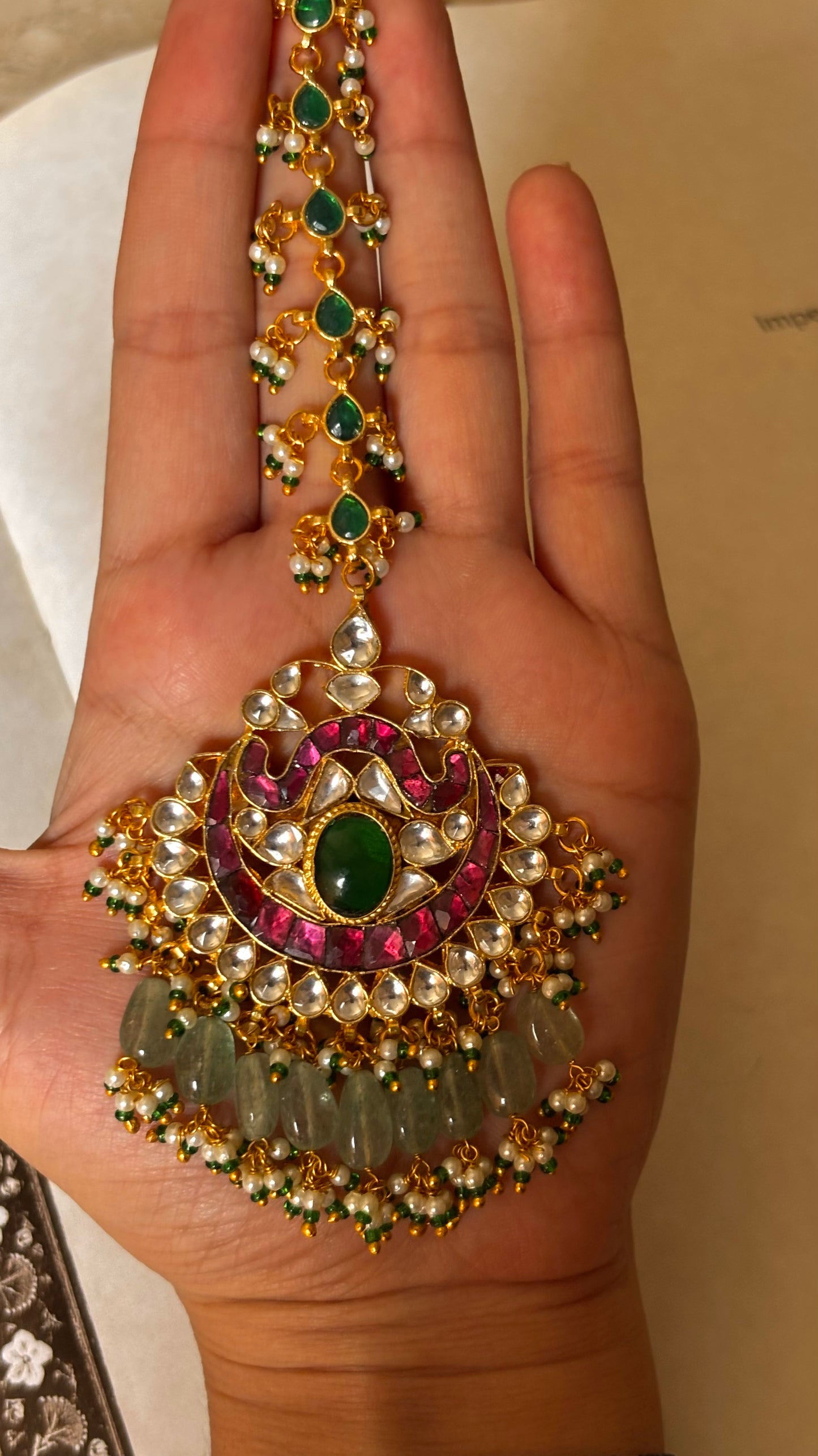 Emerald & rani pink paachi Kundan maangtika