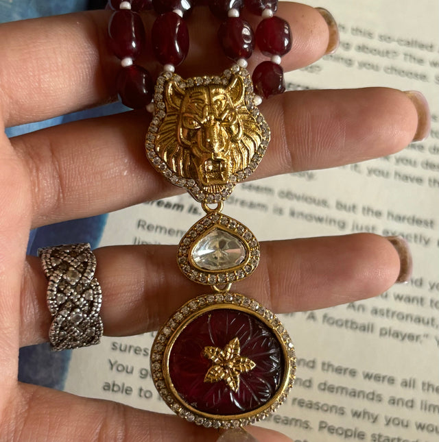 Leopard Ruby pendant set