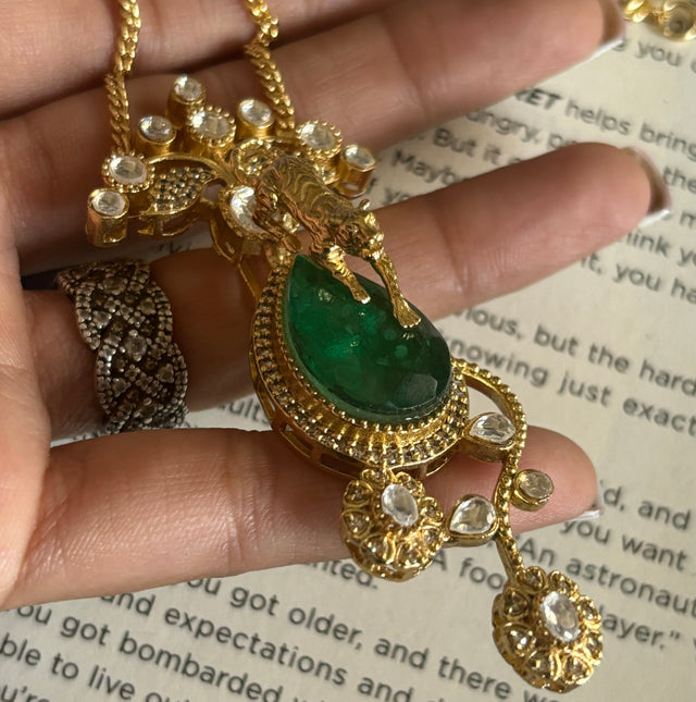 Emerald sabhysachi tiger down pendant set