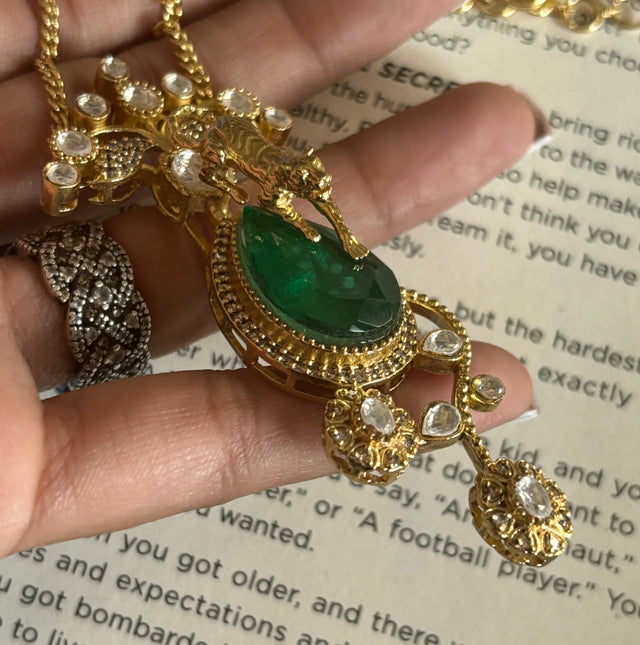 Emerald sabhysachi tiger down pendant set