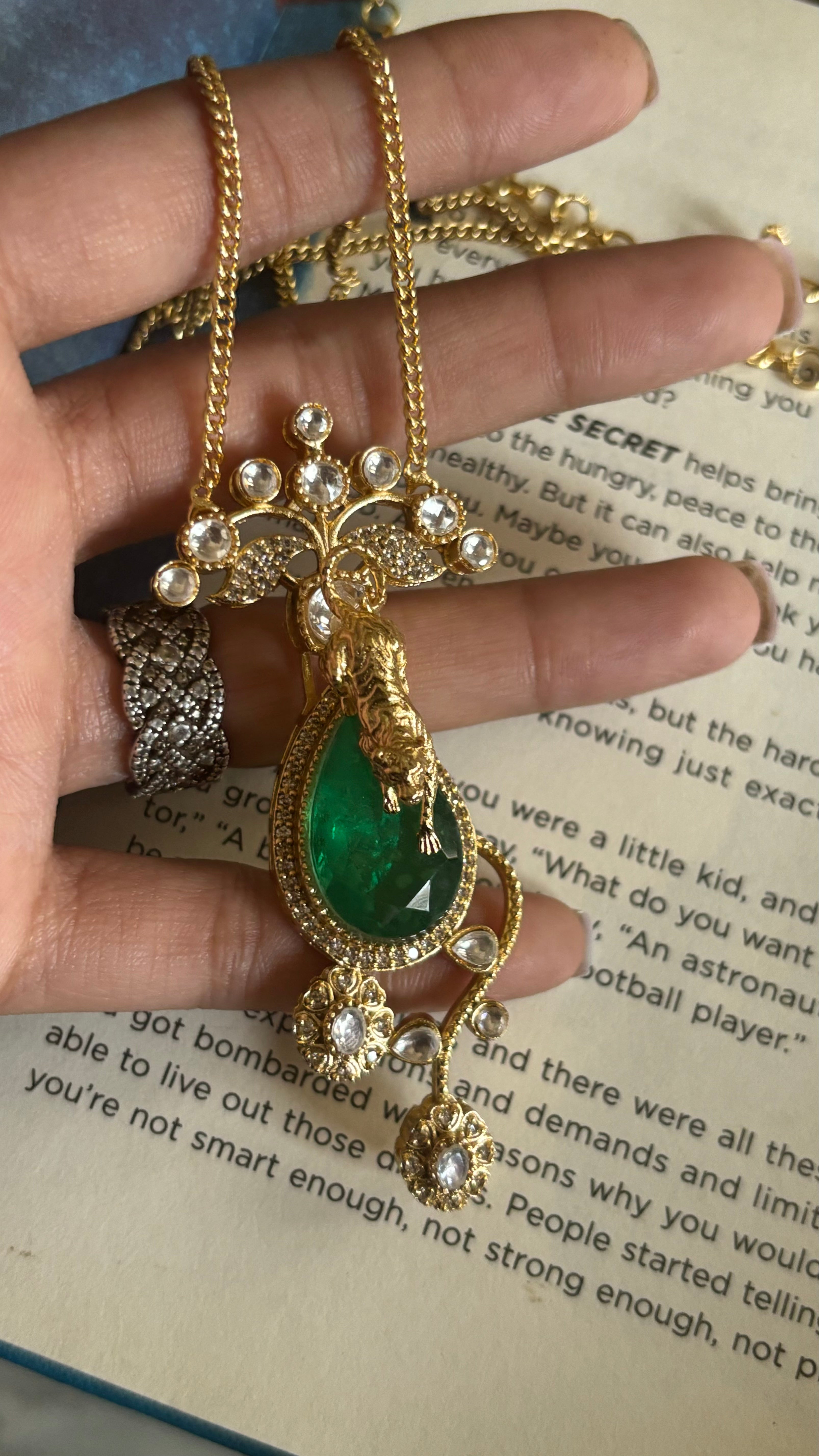 Emerald sabhysachi tiger down pendant set