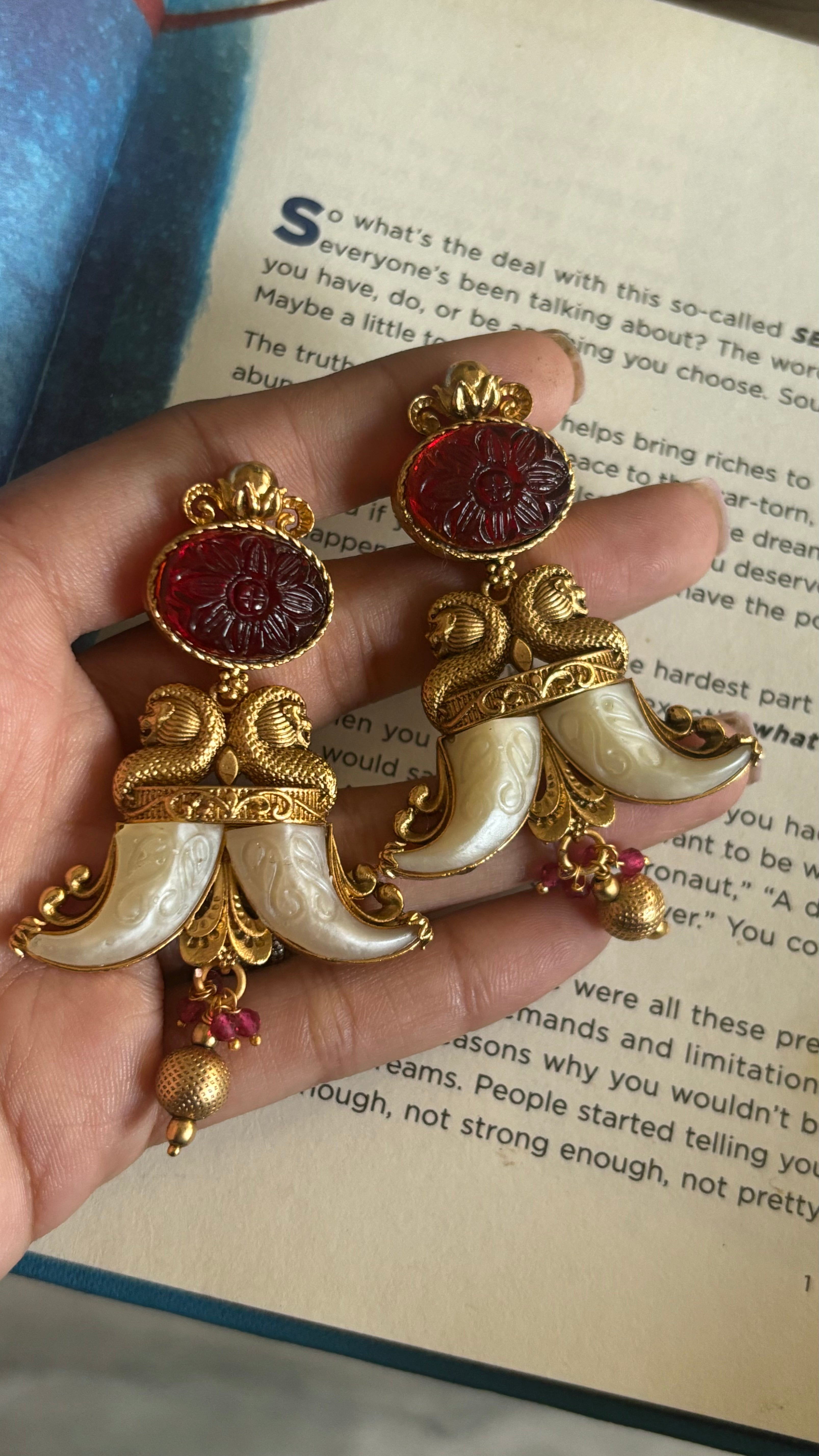 Ruby and off-white victorian pendant set